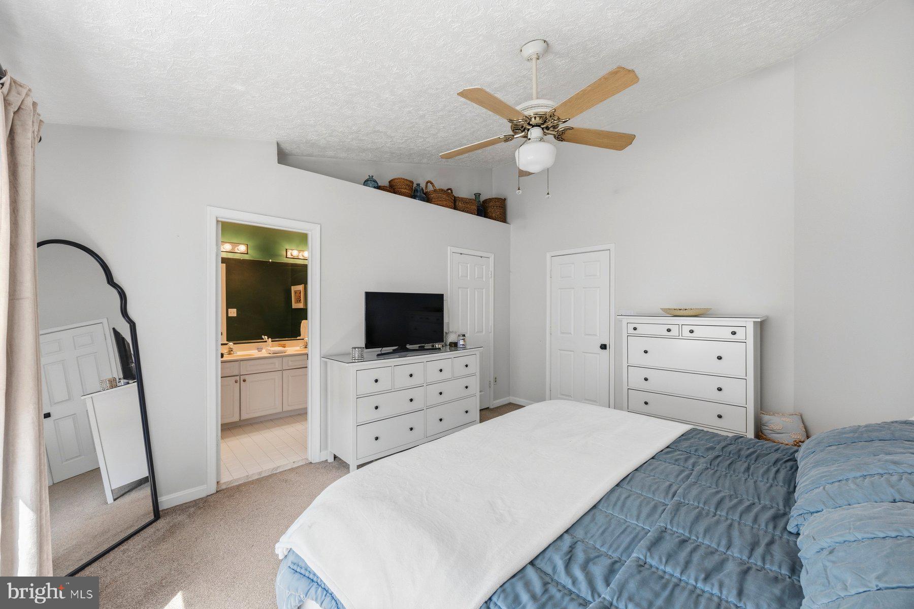 OAKHURST - Residential