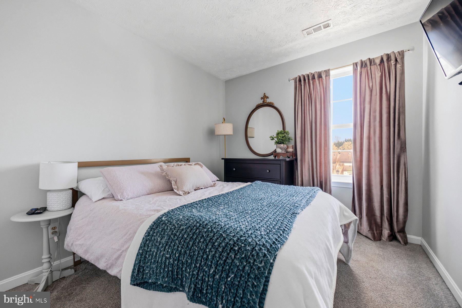 OAKHURST - Residential