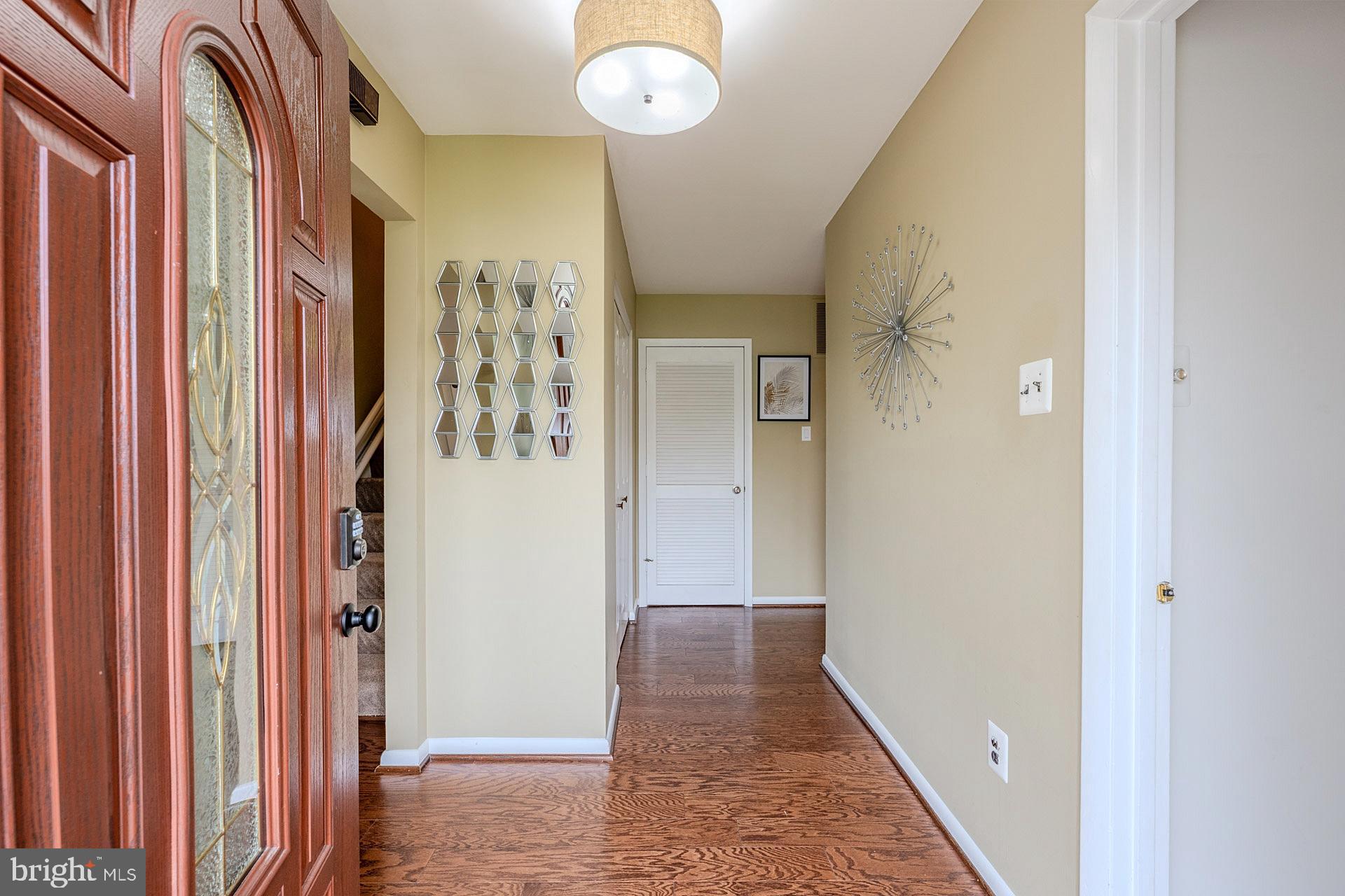 TREESIDE - Residential