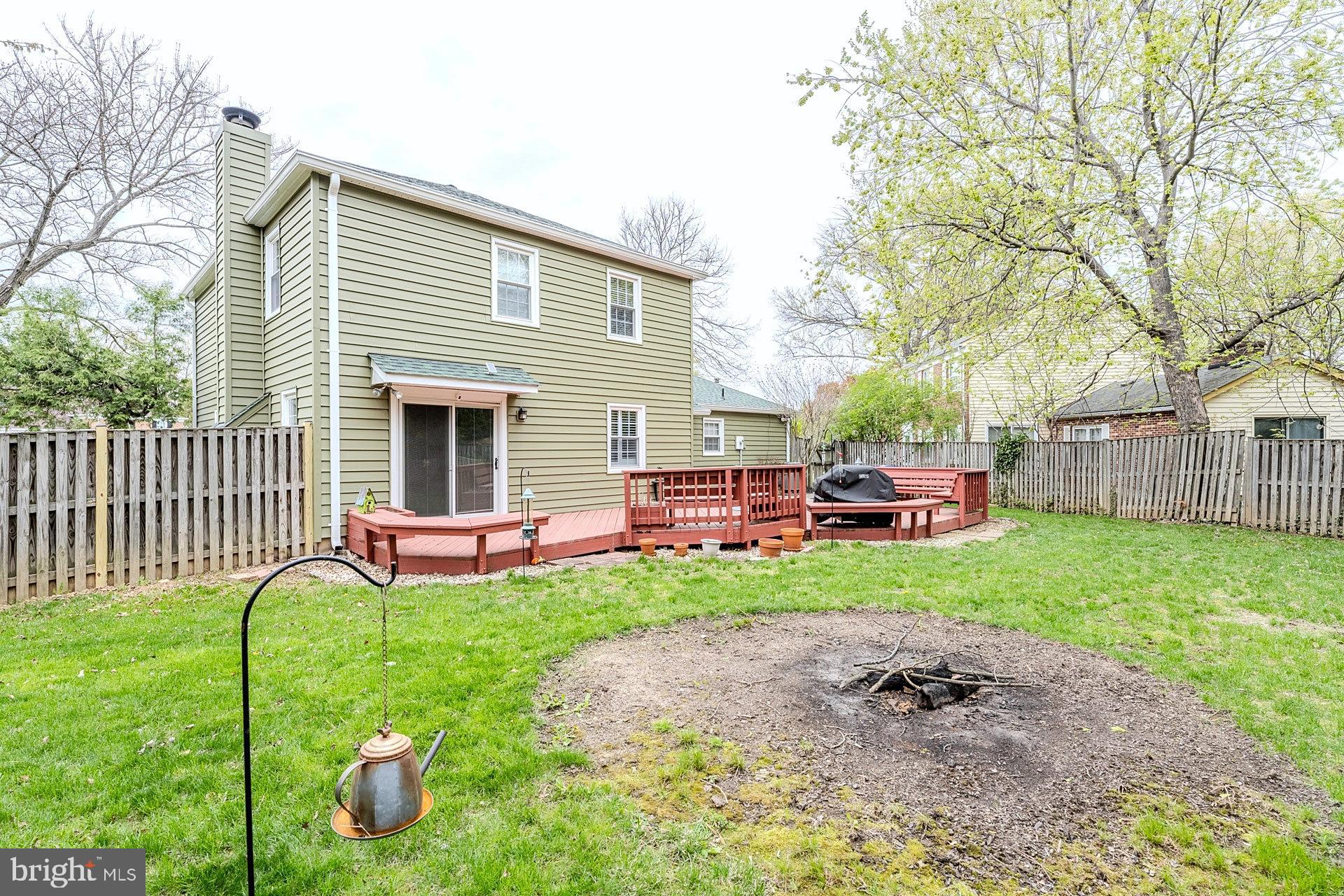 TREESIDE - Residential