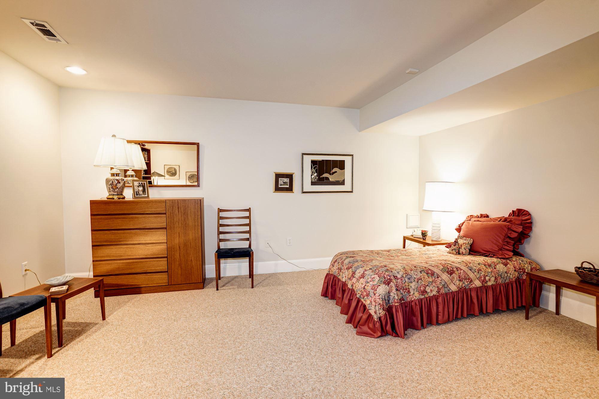 ROCK SPRING - Residential