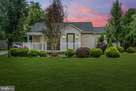 247 Friendship Road, Cranbury, NJ MLS: NJMX2012986