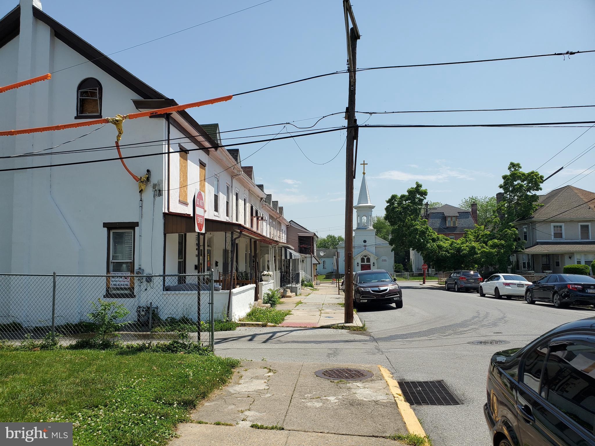 DOWNINGTOWN - Residential