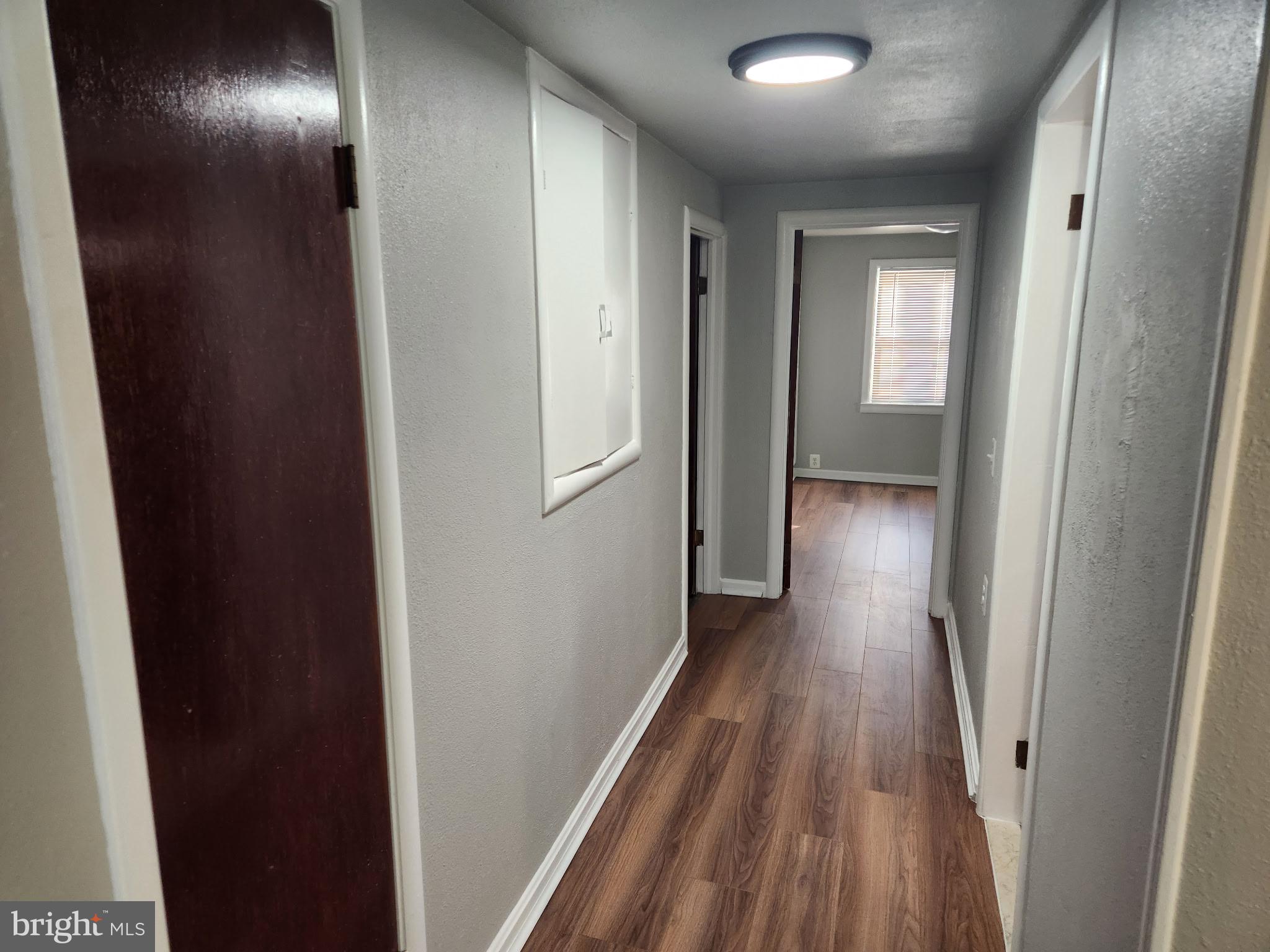 SUNNY VIEW - Residential Lease