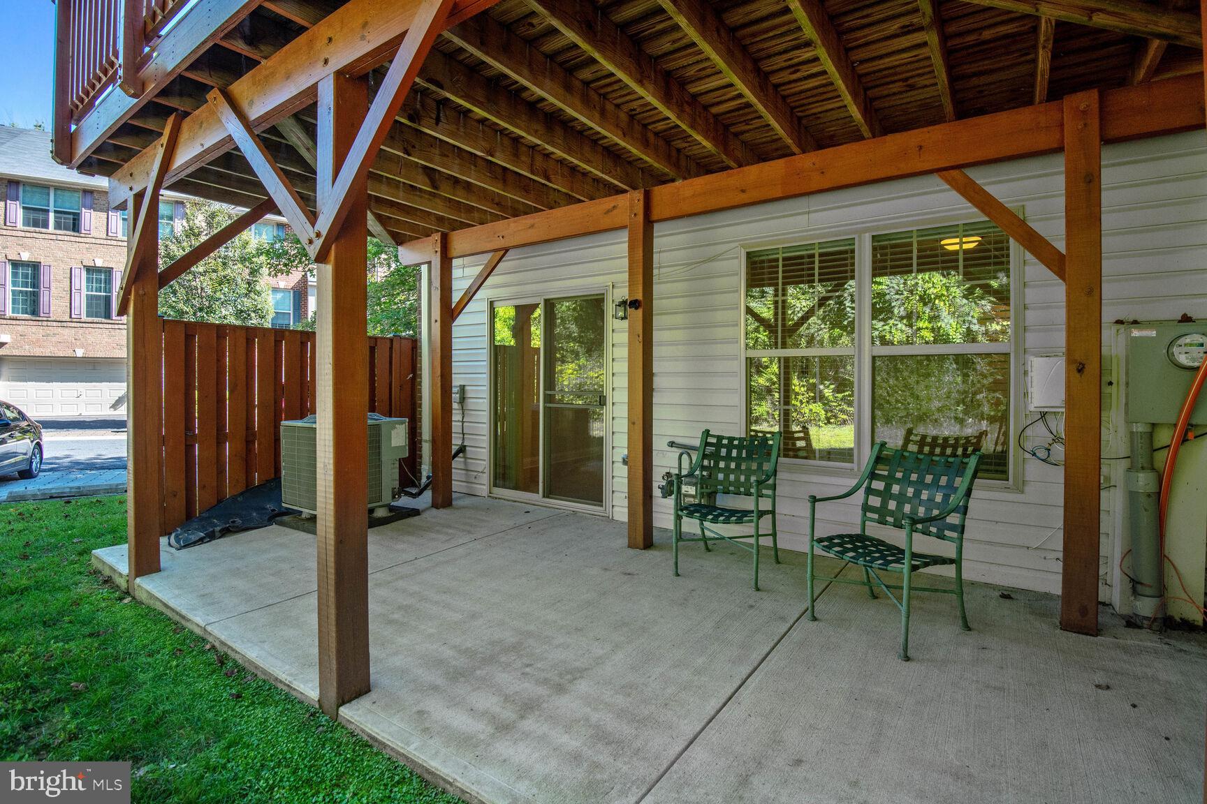 ROCKVILLE - Residential Lease