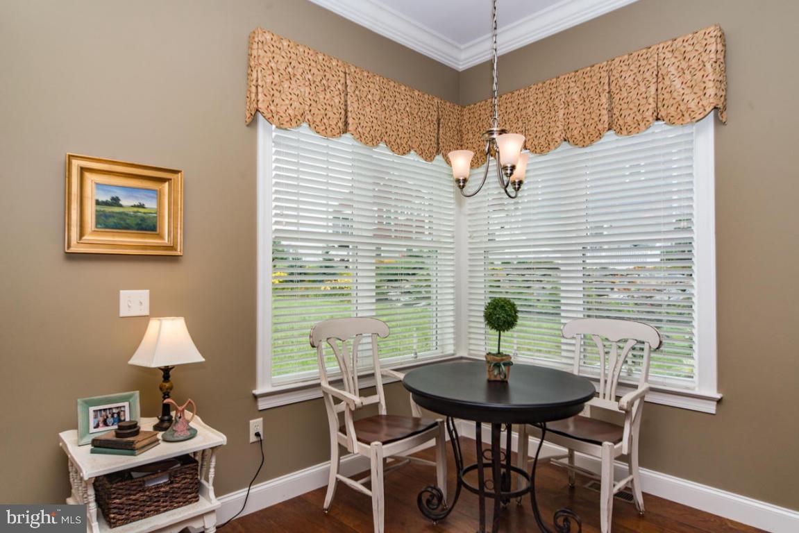 HOME TOWNE SQUARE - Residential