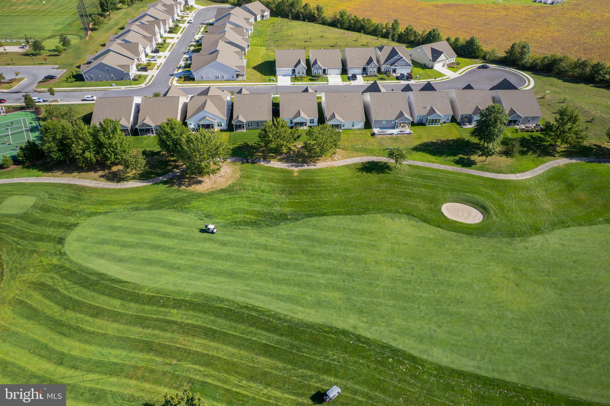 9 LINKS DRIVE