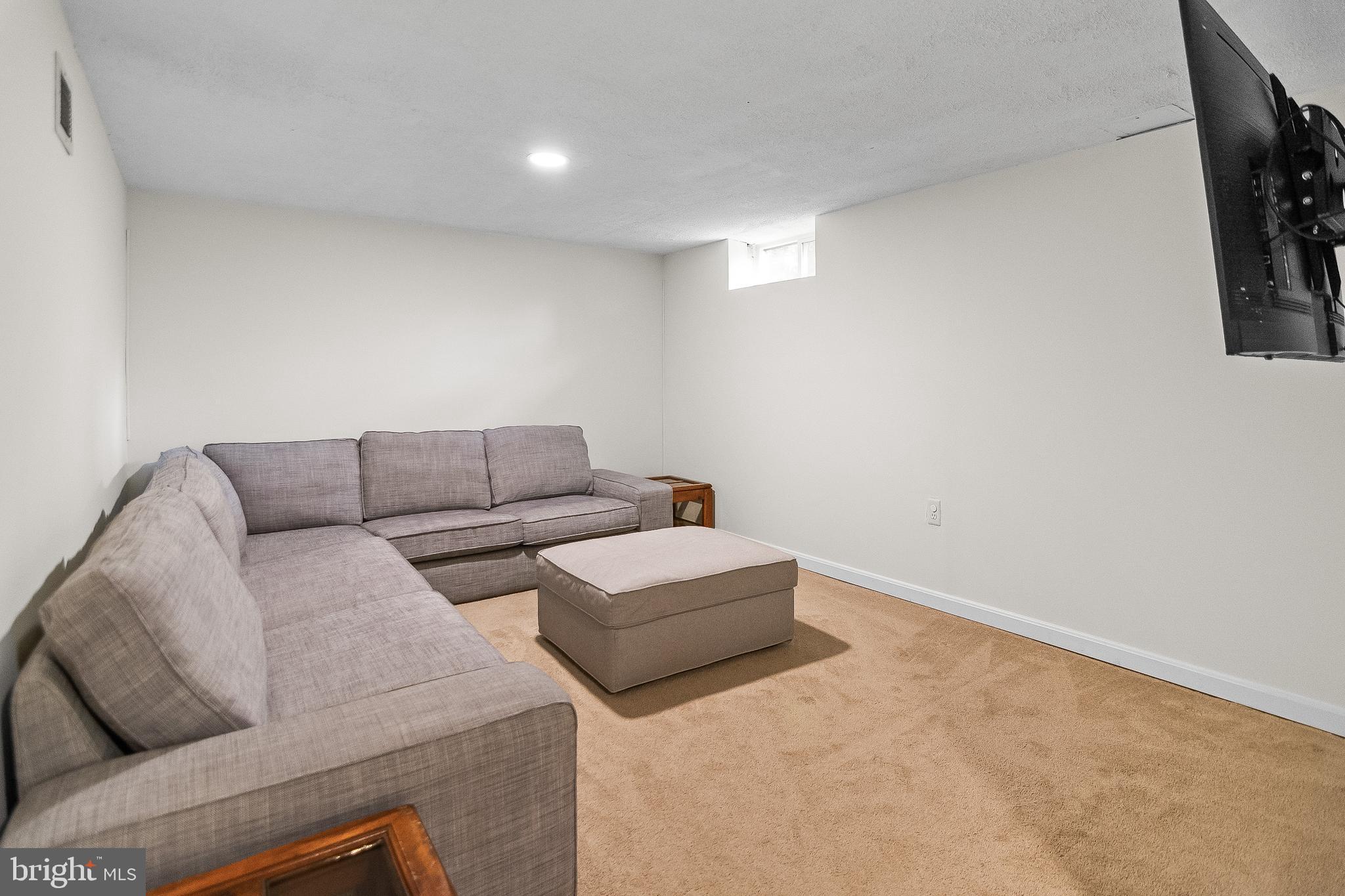 COVENTRY - Residential