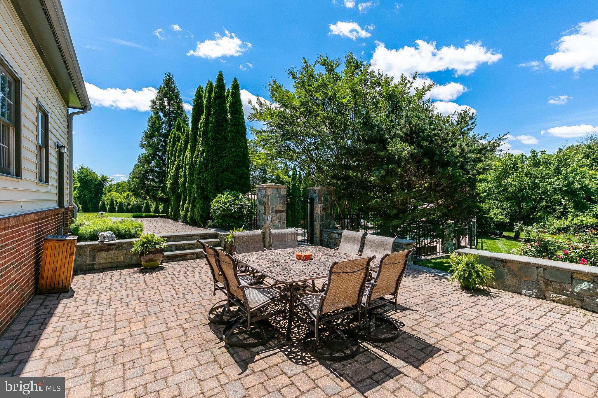 GRIFFITH ESTATES - Residential