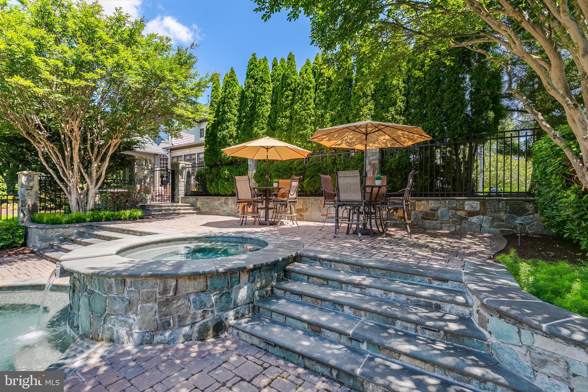 GRIFFITH ESTATES - Residential