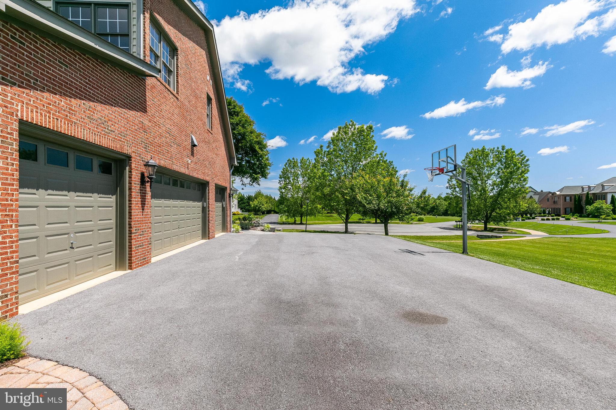 GRIFFITH ESTATES - Residential