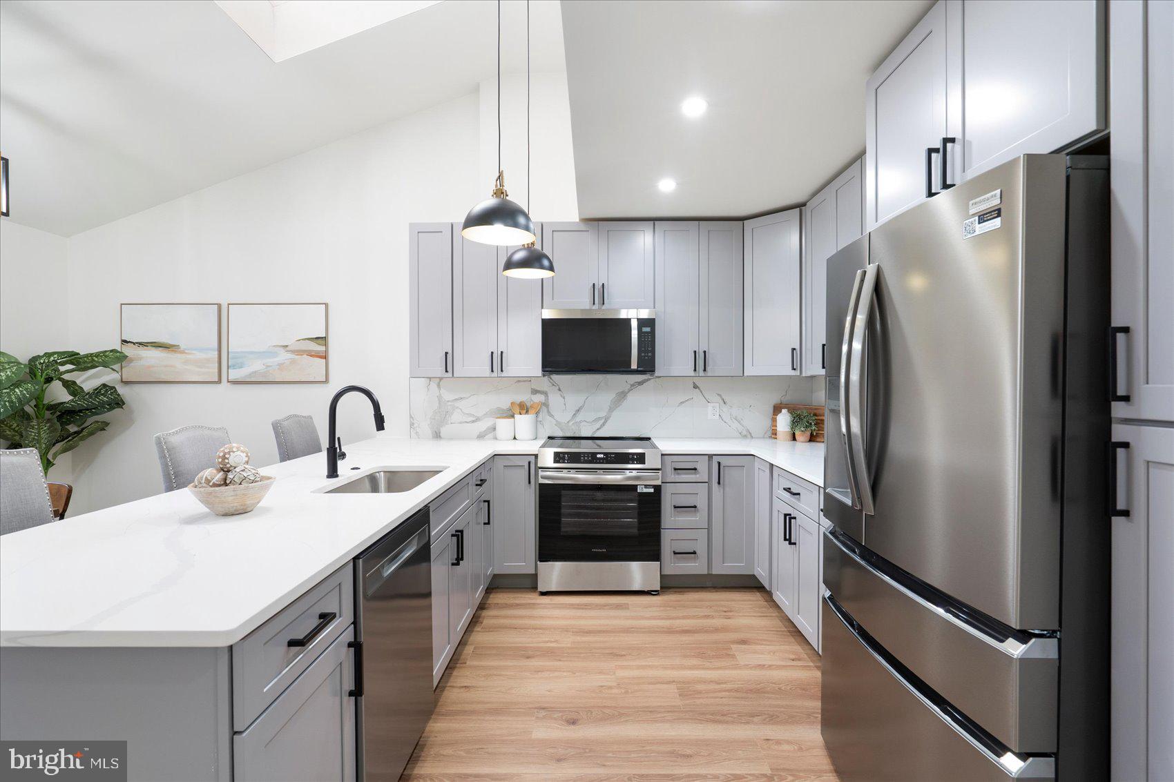 MOUNT VERNON PLACE HISTORIC DISTRICT - Residential