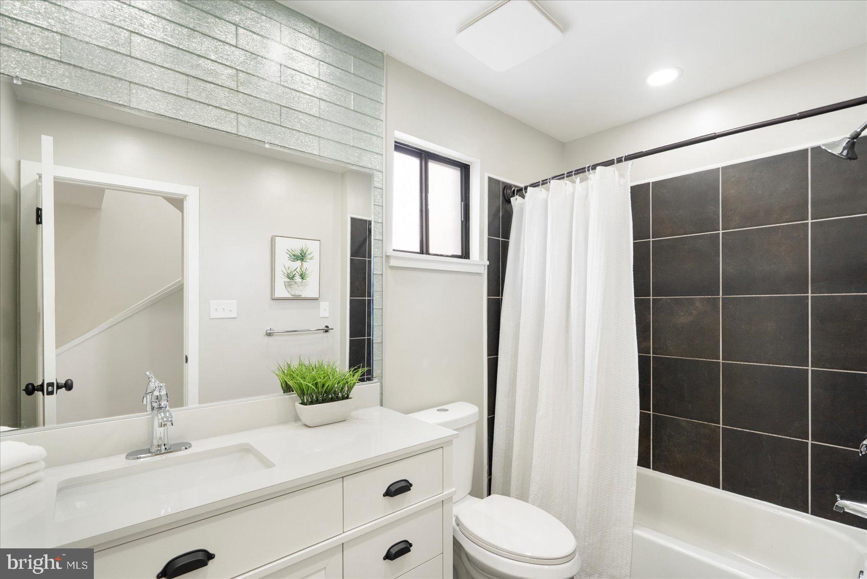 MOUNT VERNON PLACE HISTORIC DISTRICT - Residential