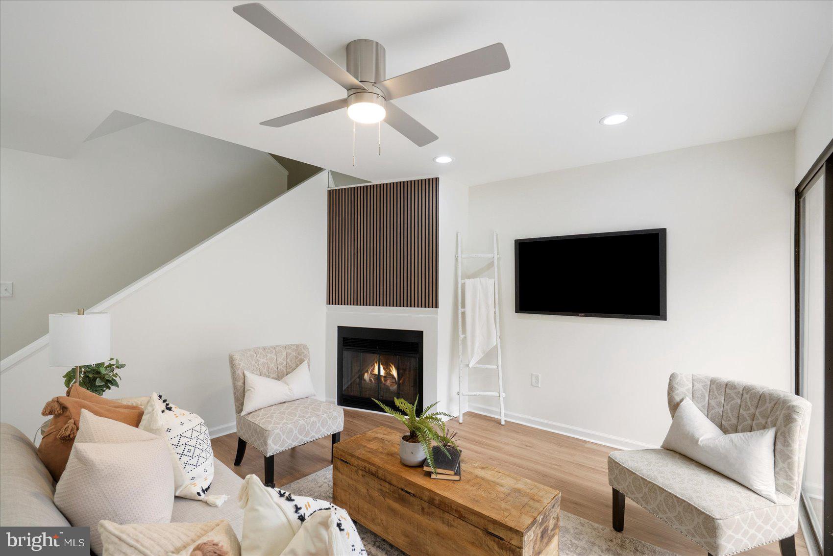 909 STUBBLEFIELD LANE