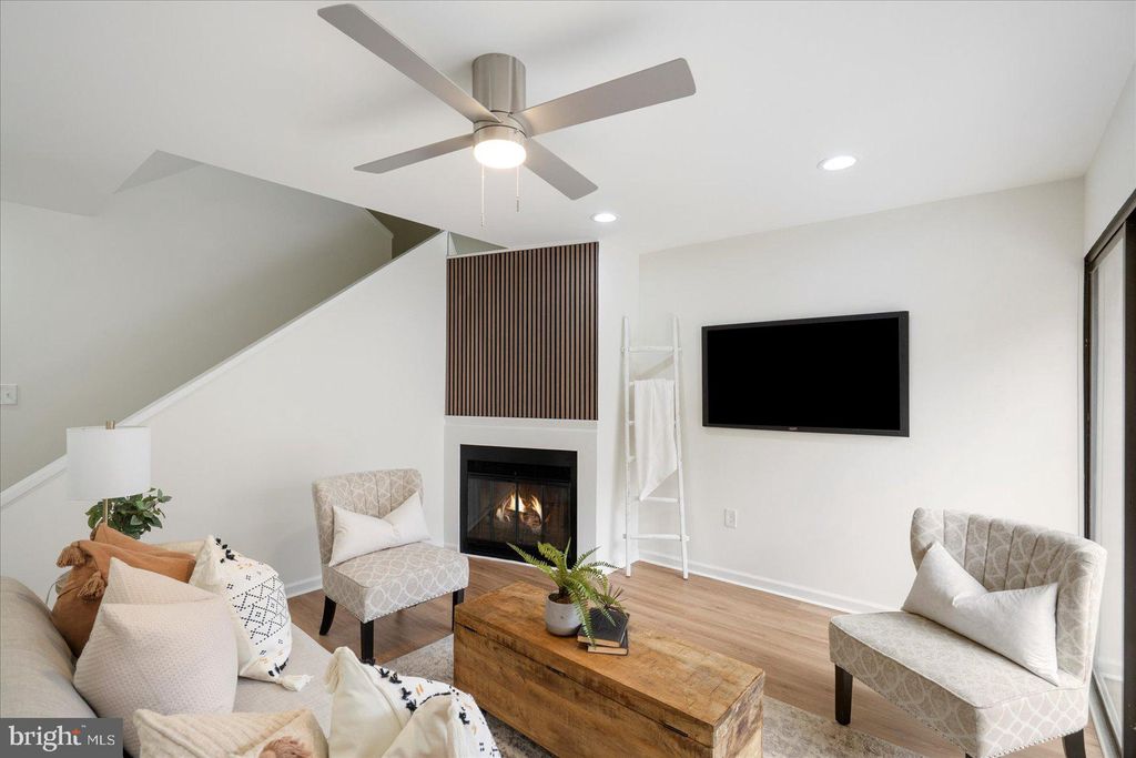 Photo of 909 Stubblefield Lane, BALTIMORE, MD 21202 (MLS # MDBA2189560)