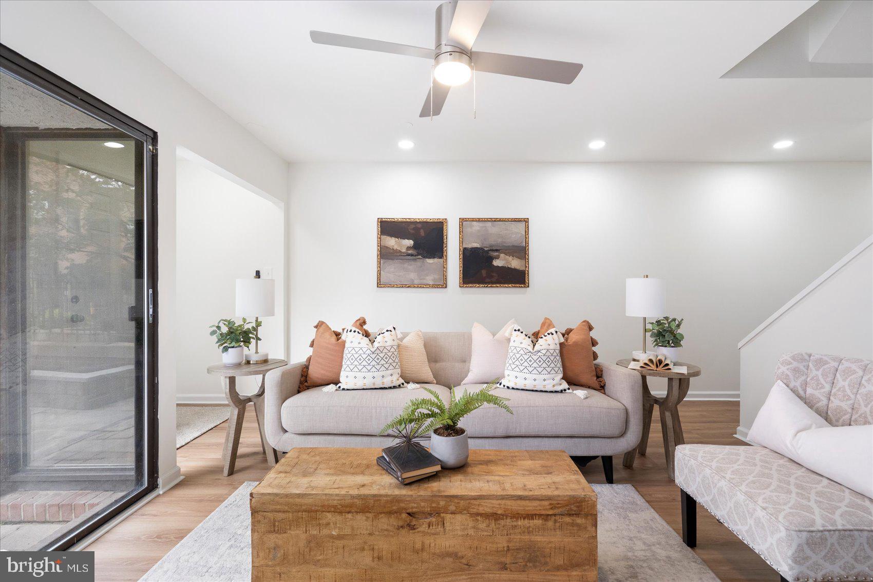 909 STUBBLEFIELD LANE