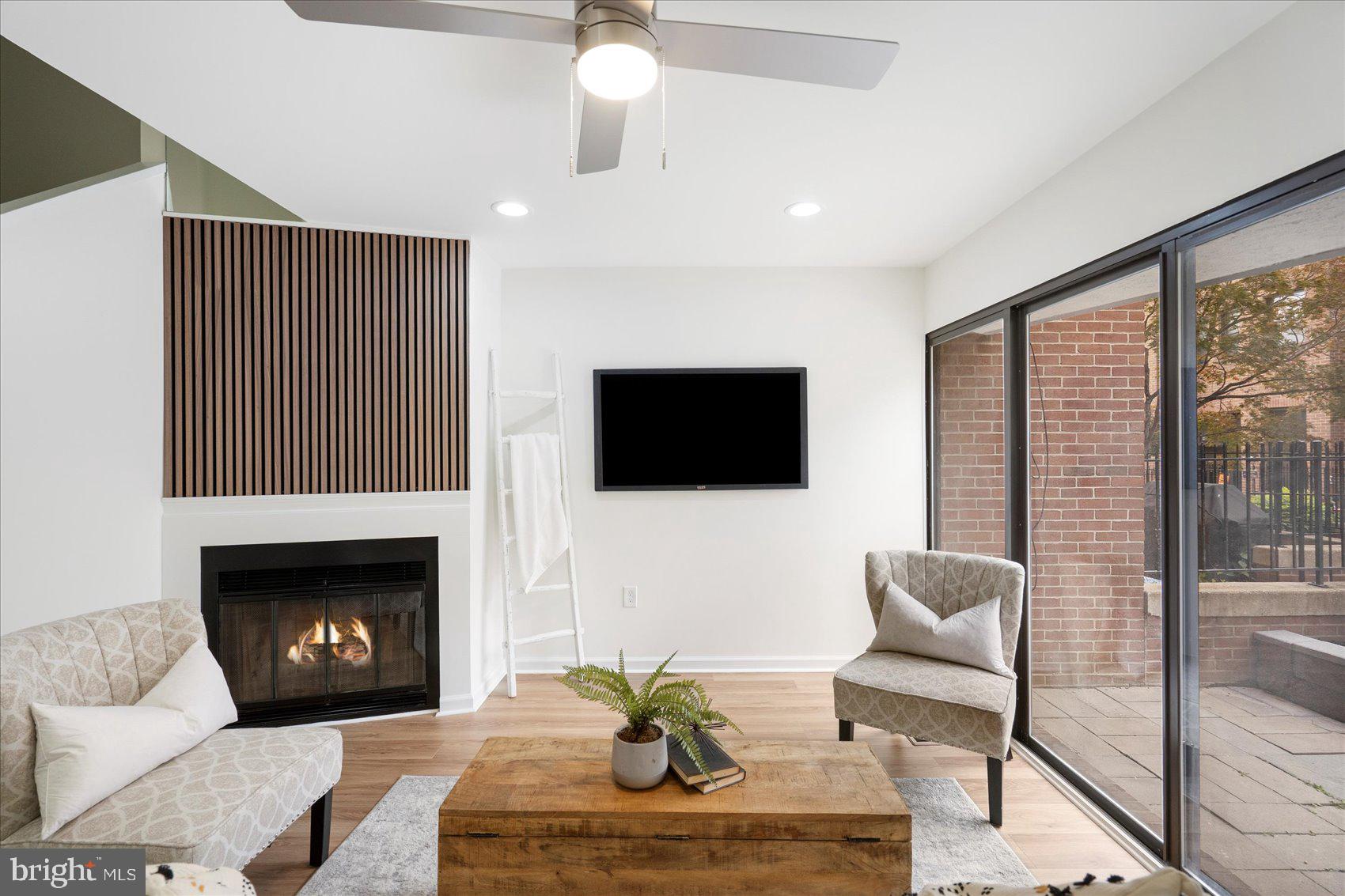 909 STUBBLEFIELD LANE