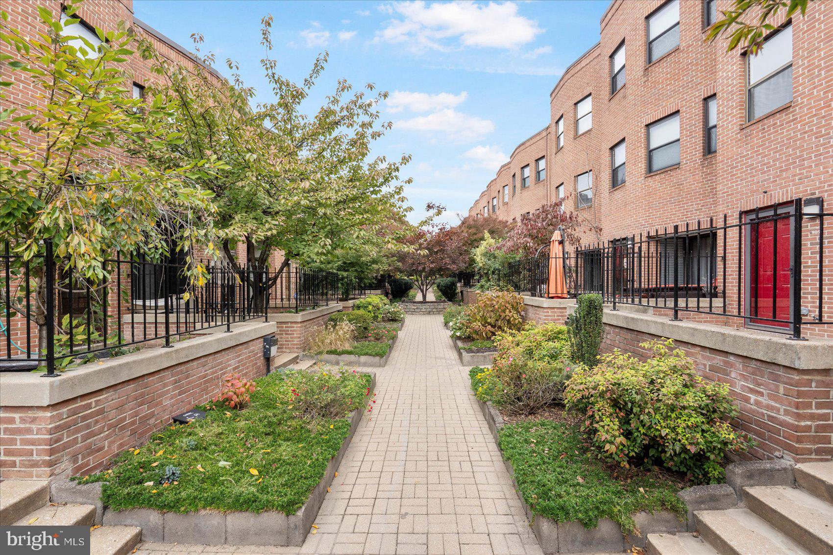 MOUNT VERNON PLACE HISTORIC DISTRICT - Residential