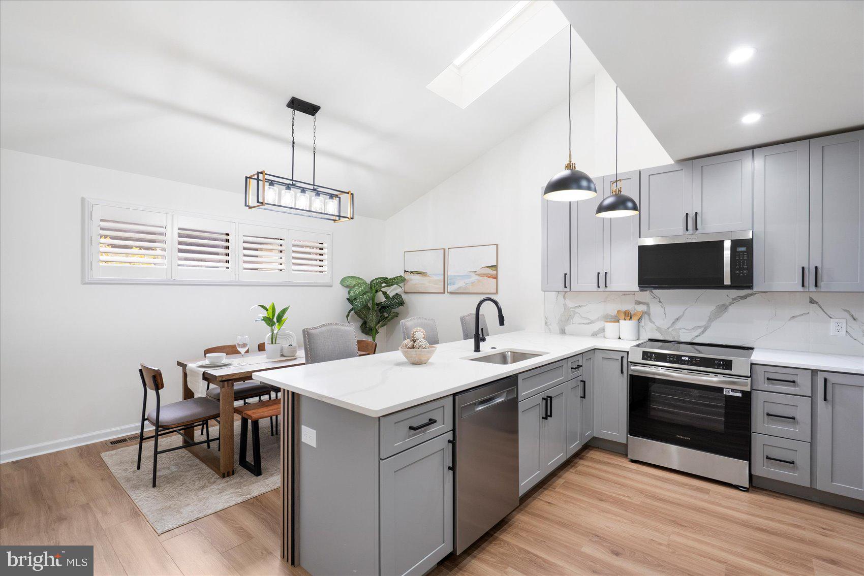 MOUNT VERNON PLACE HISTORIC DISTRICT - Residential