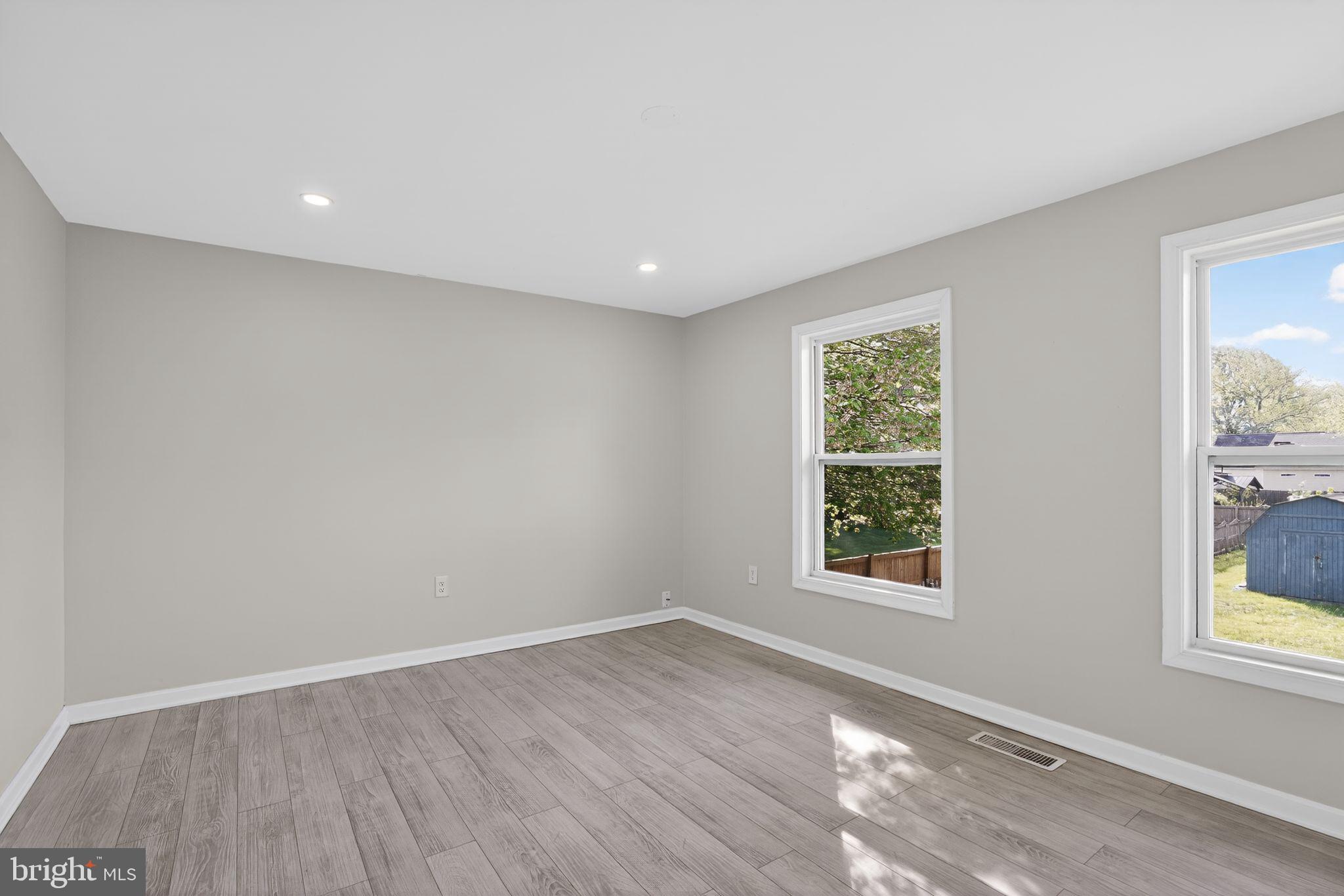 CLOVERFIELDS - Residential