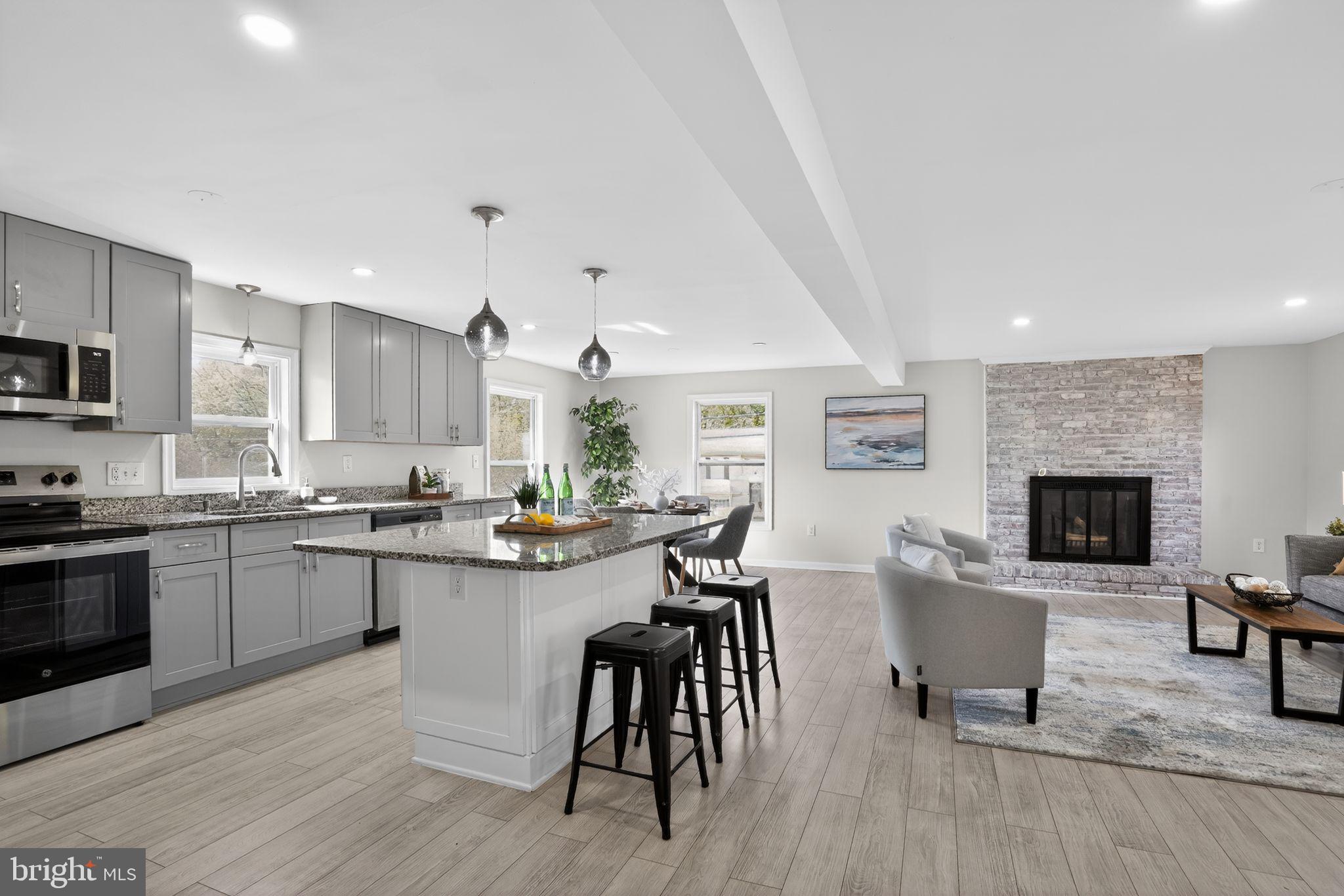 CLOVERFIELDS - Residential