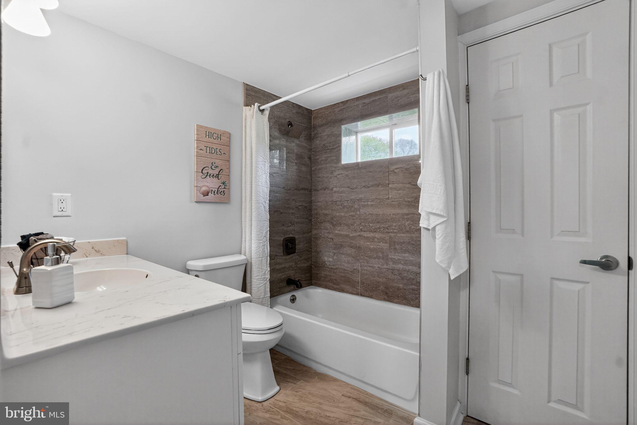 CLOVERFIELDS - Residential