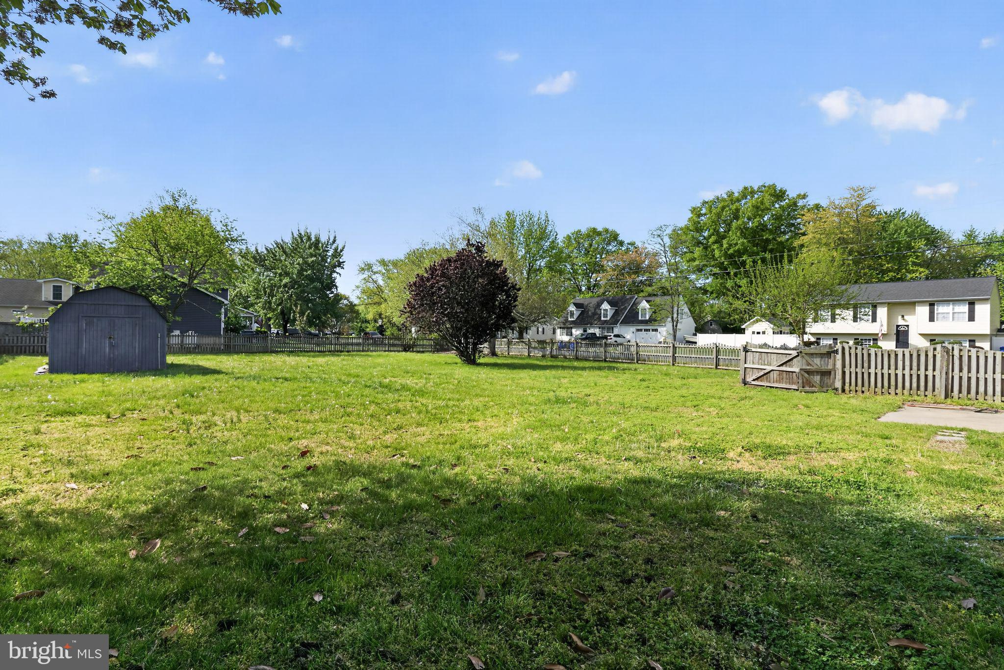 CLOVERFIELDS - Residential