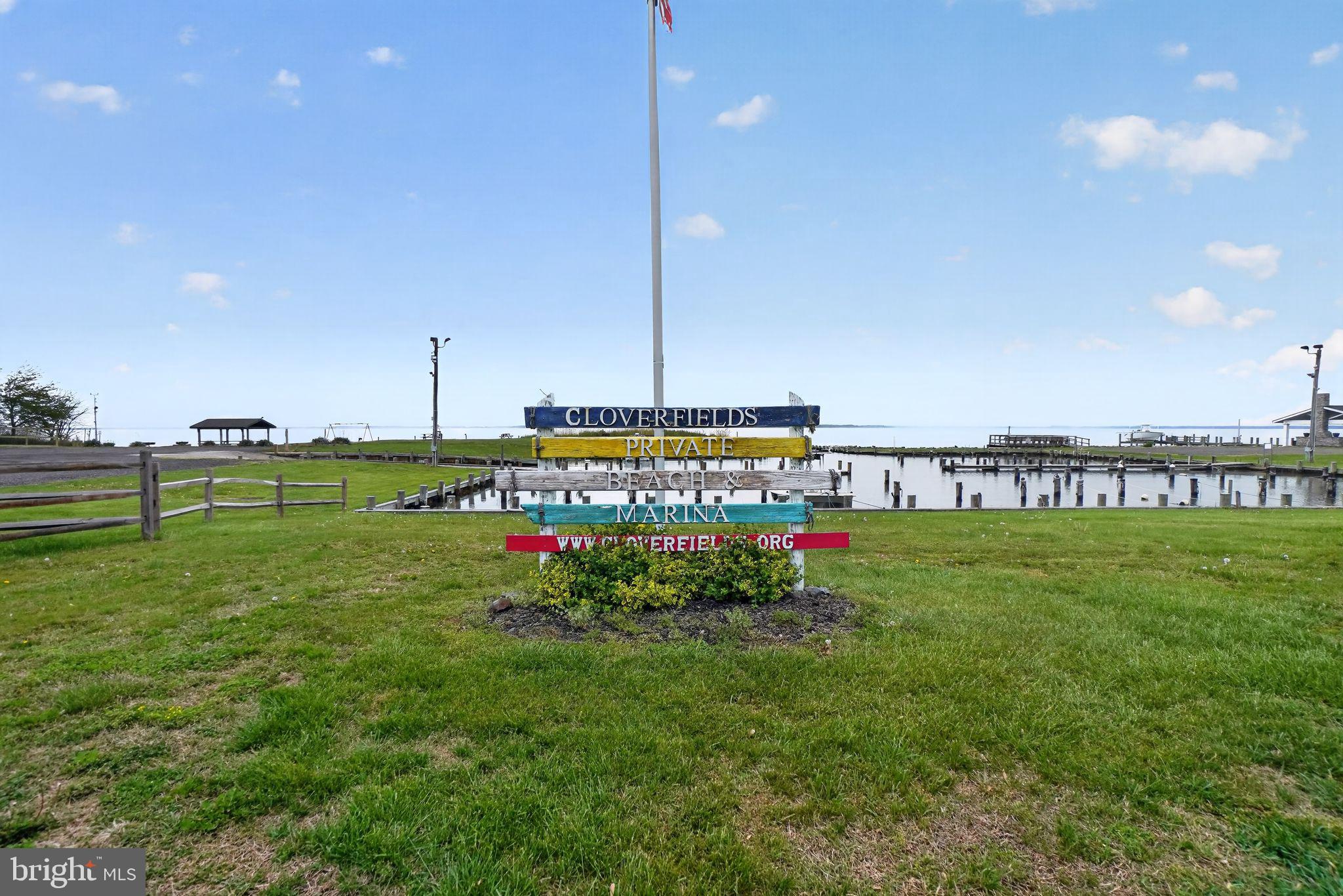 CLOVERFIELDS - Residential