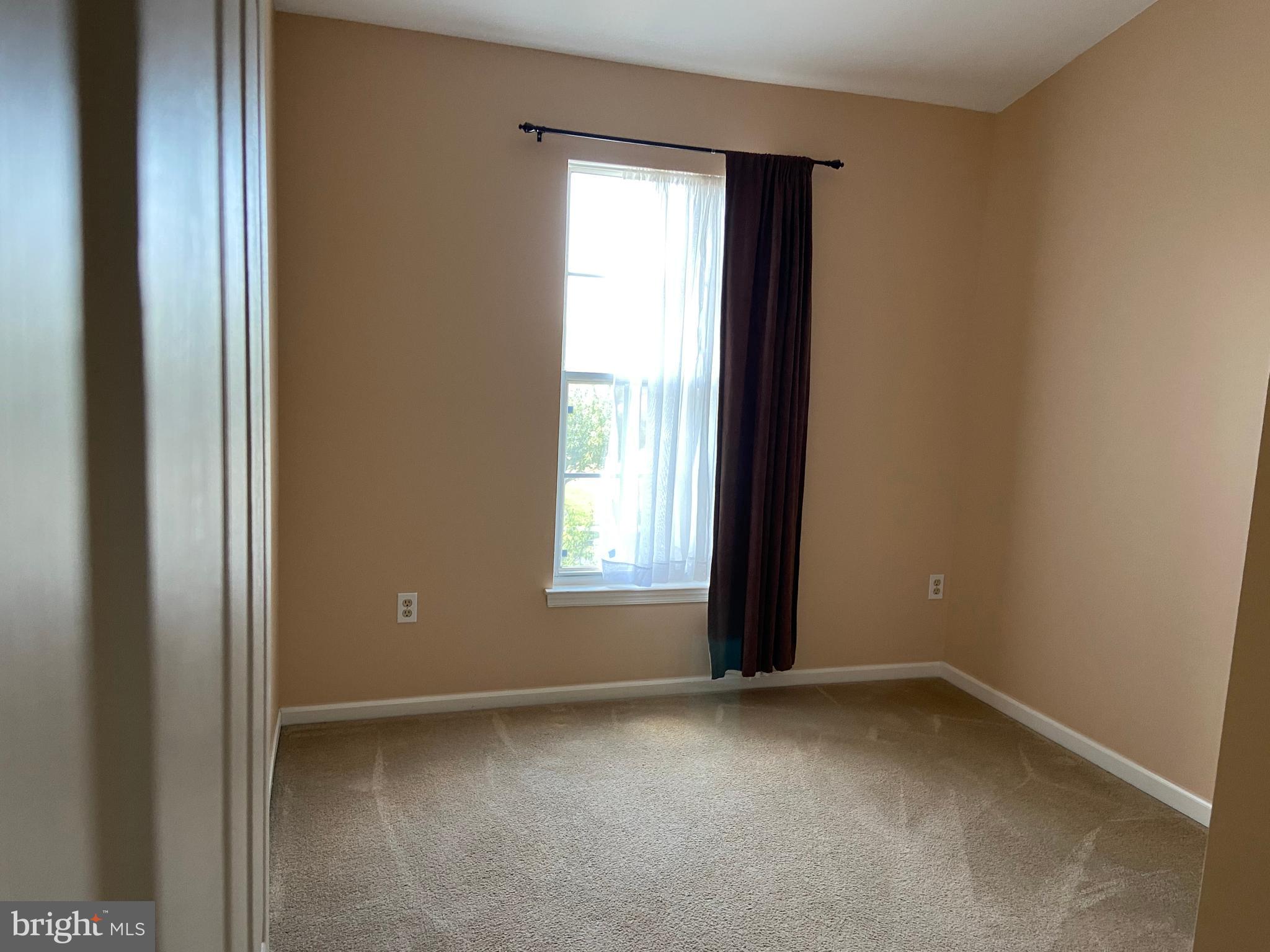 FOUR SEASONS ESTATES - Residential