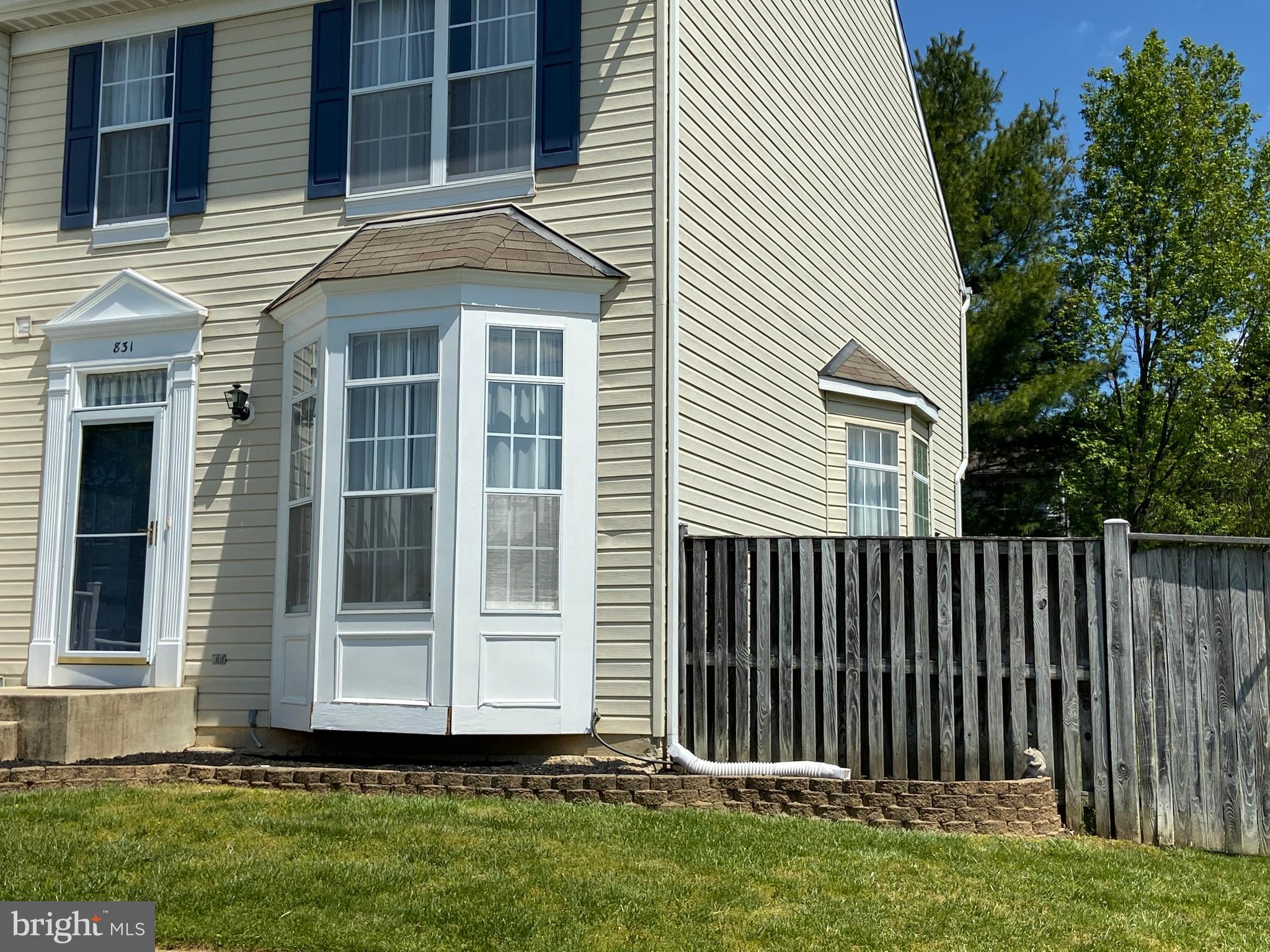 FOUR SEASONS ESTATES - Residential