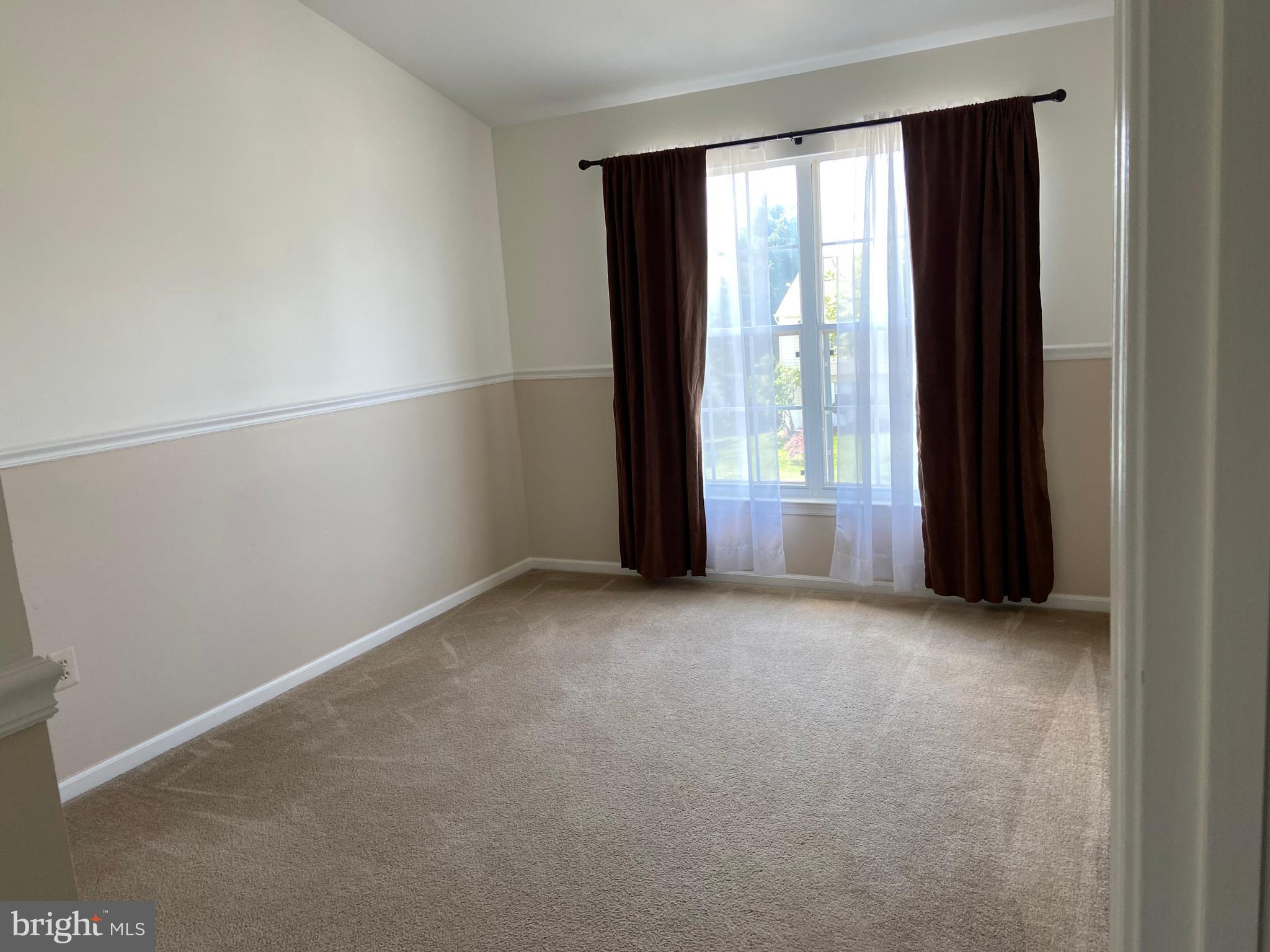 FOUR SEASONS ESTATES - Residential