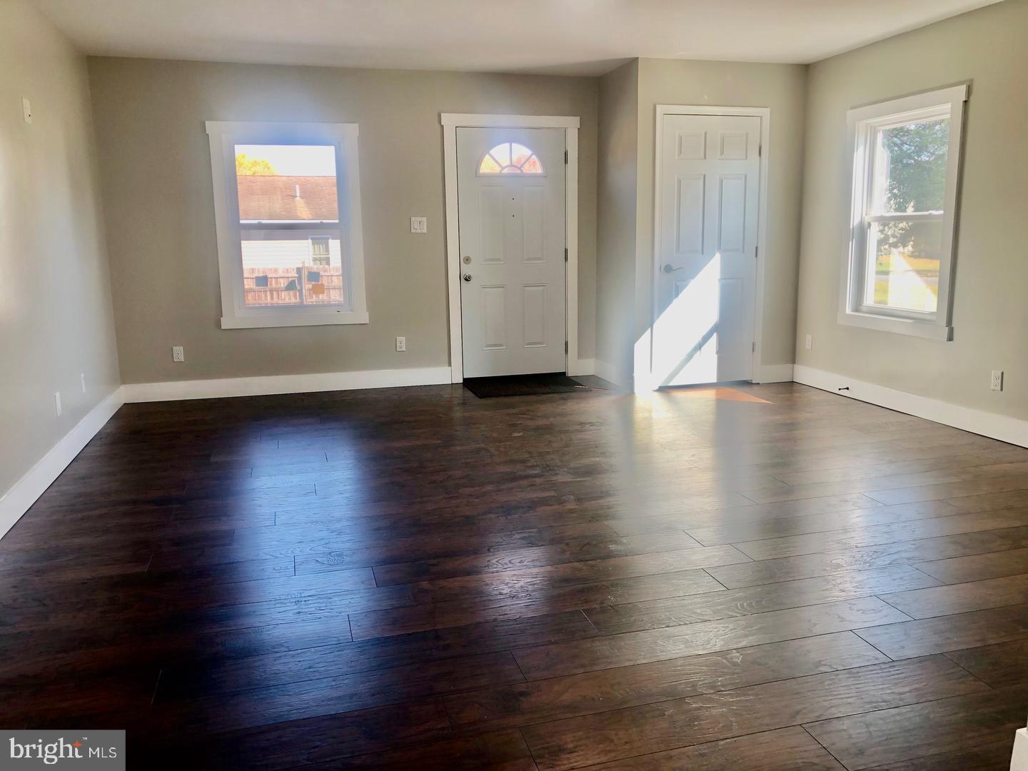 PAINTER - Residential Lease