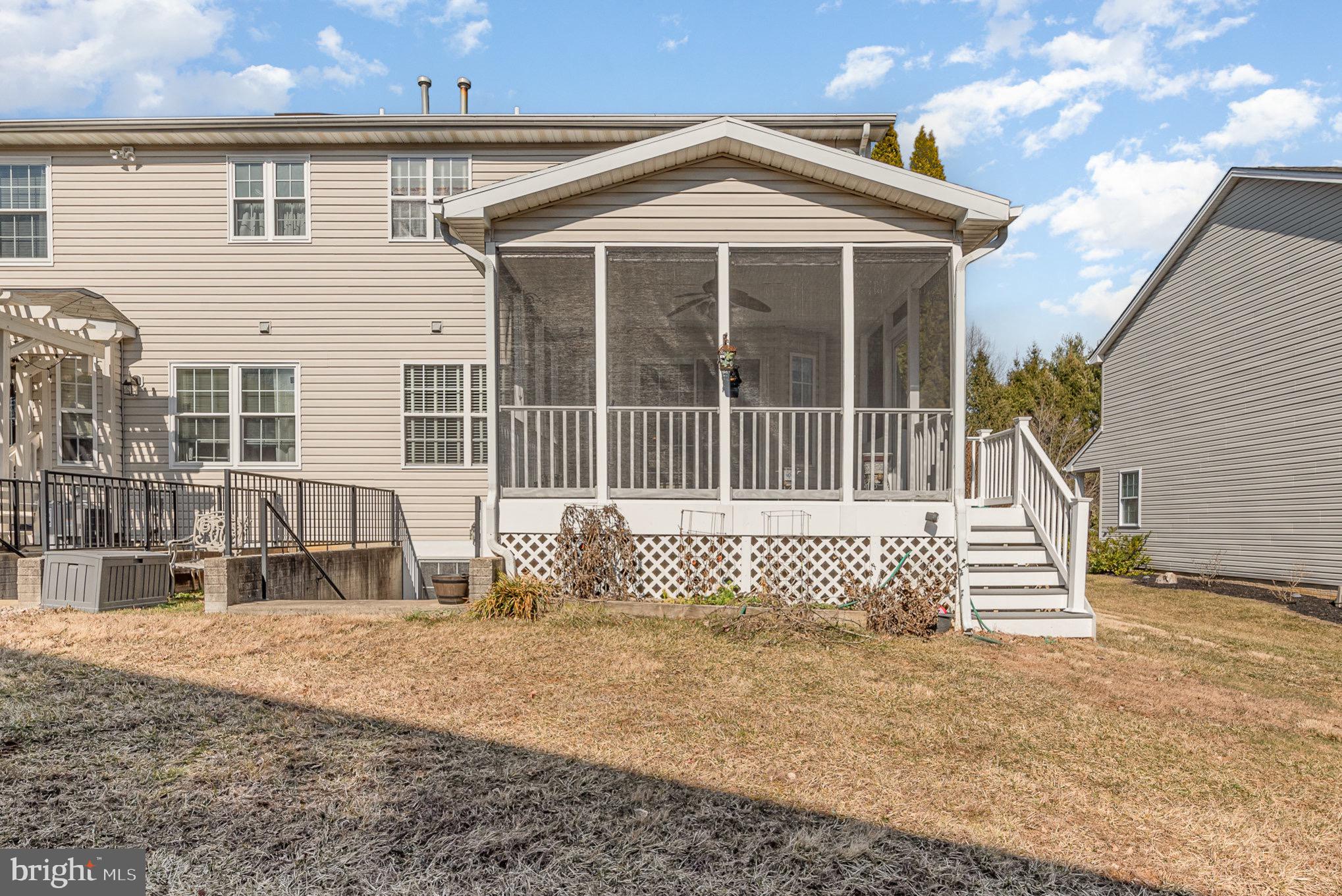 DEER SPRING - Residential