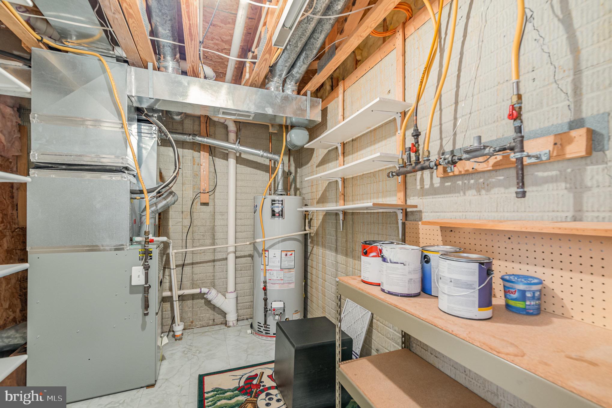 DEER SPRING - Residential