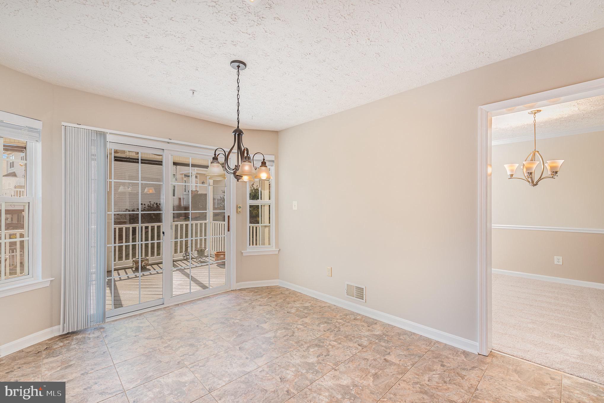 DEER SPRING - Residential