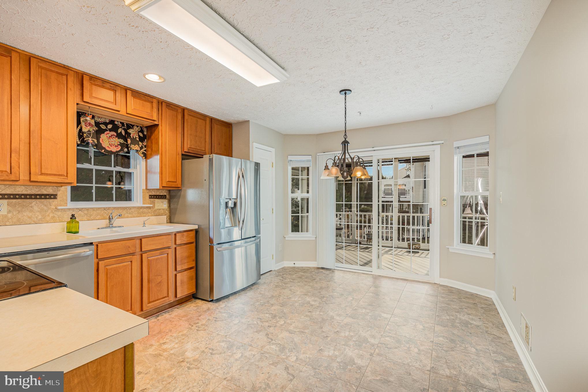 DEER SPRING - Residential