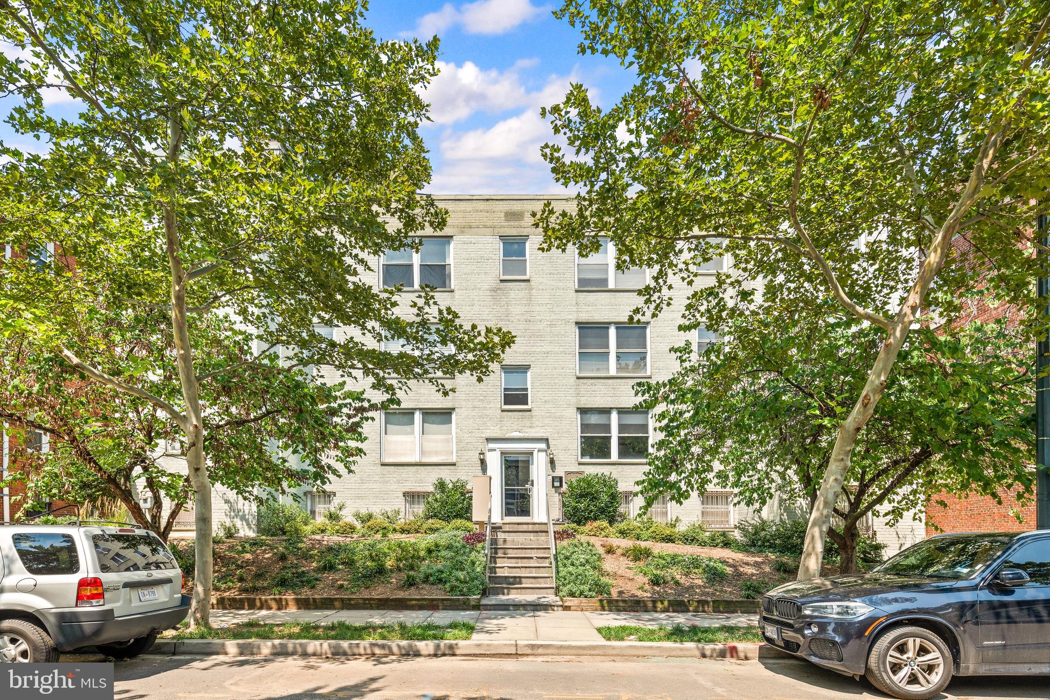 1628 C STREET SE 302