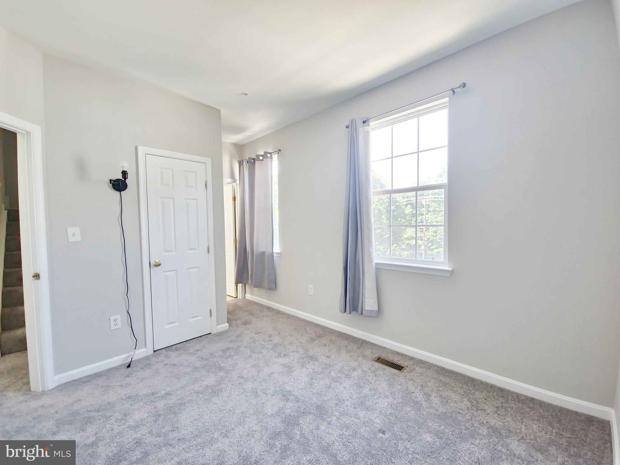 HIGHLAND GATE - Residential Lease