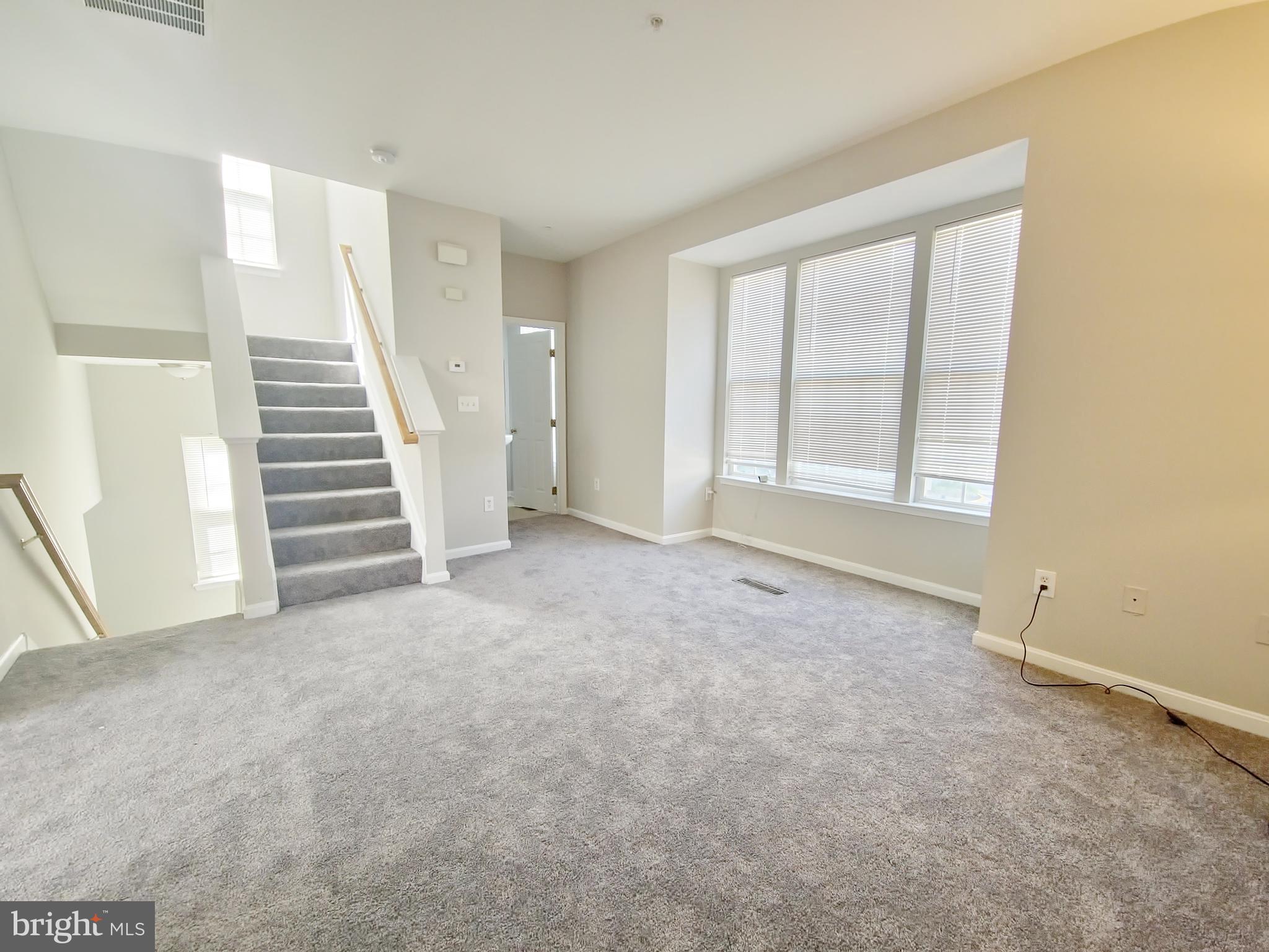 HIGHLAND GATE - Residential Lease