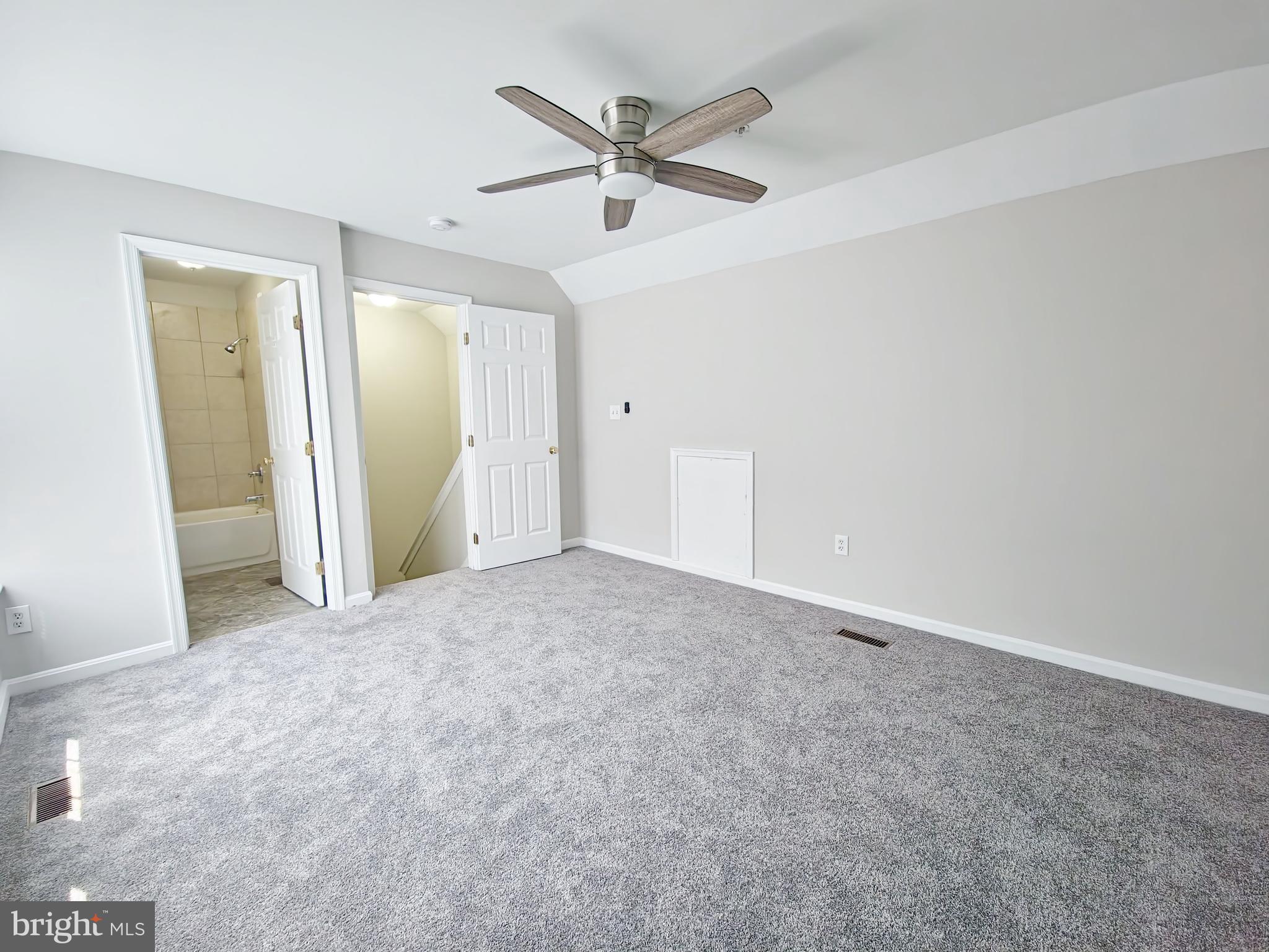 HIGHLAND GATE - Residential Lease