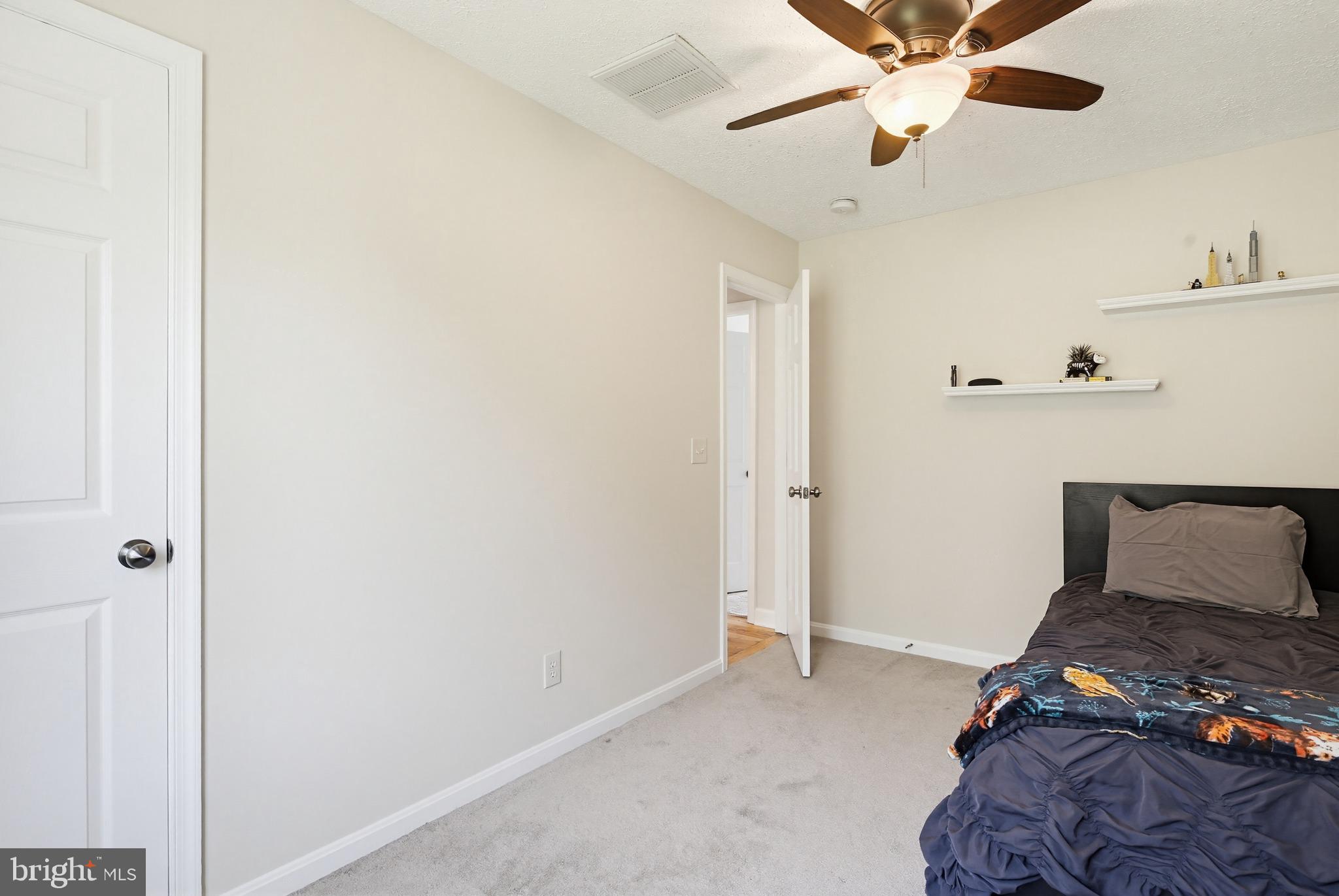 DAVIDSONVILLE - Residential