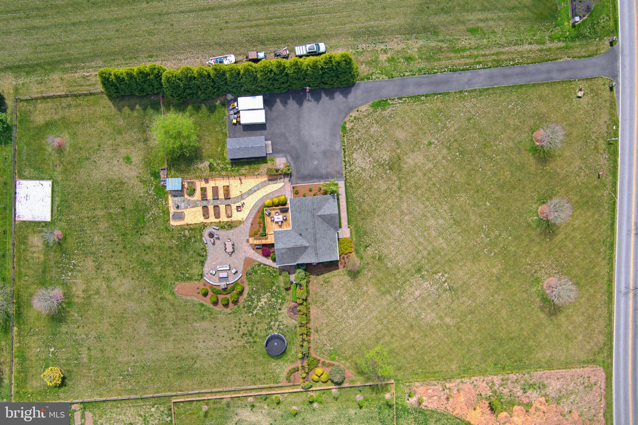 DAVIDSONVILLE - Residential