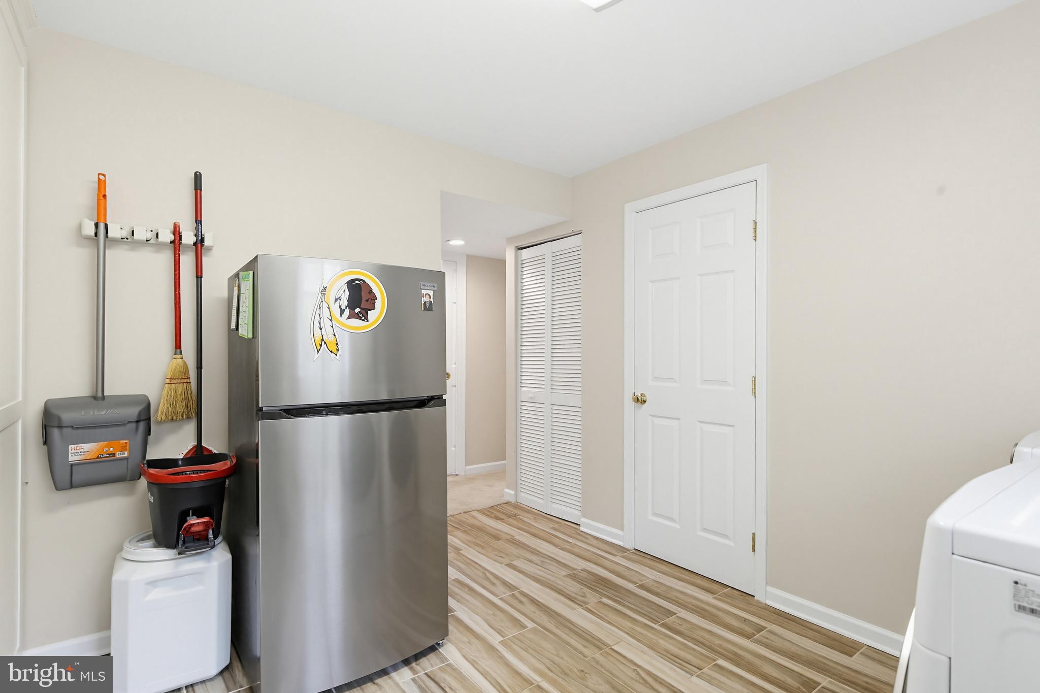 DAVIDSONVILLE - Residential