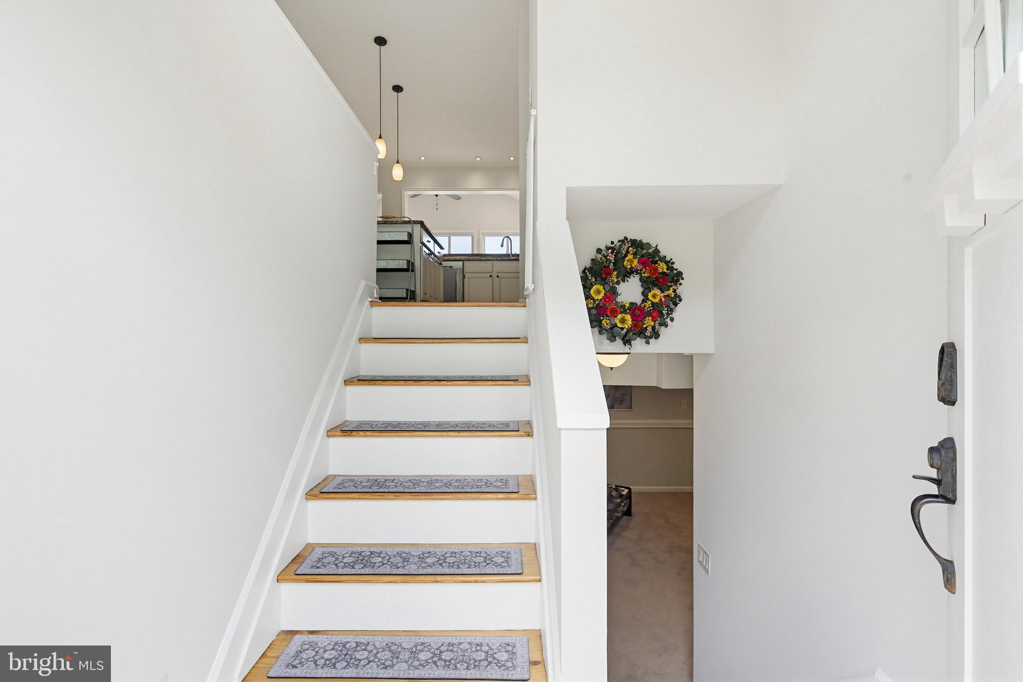 DAVIDSONVILLE - Residential