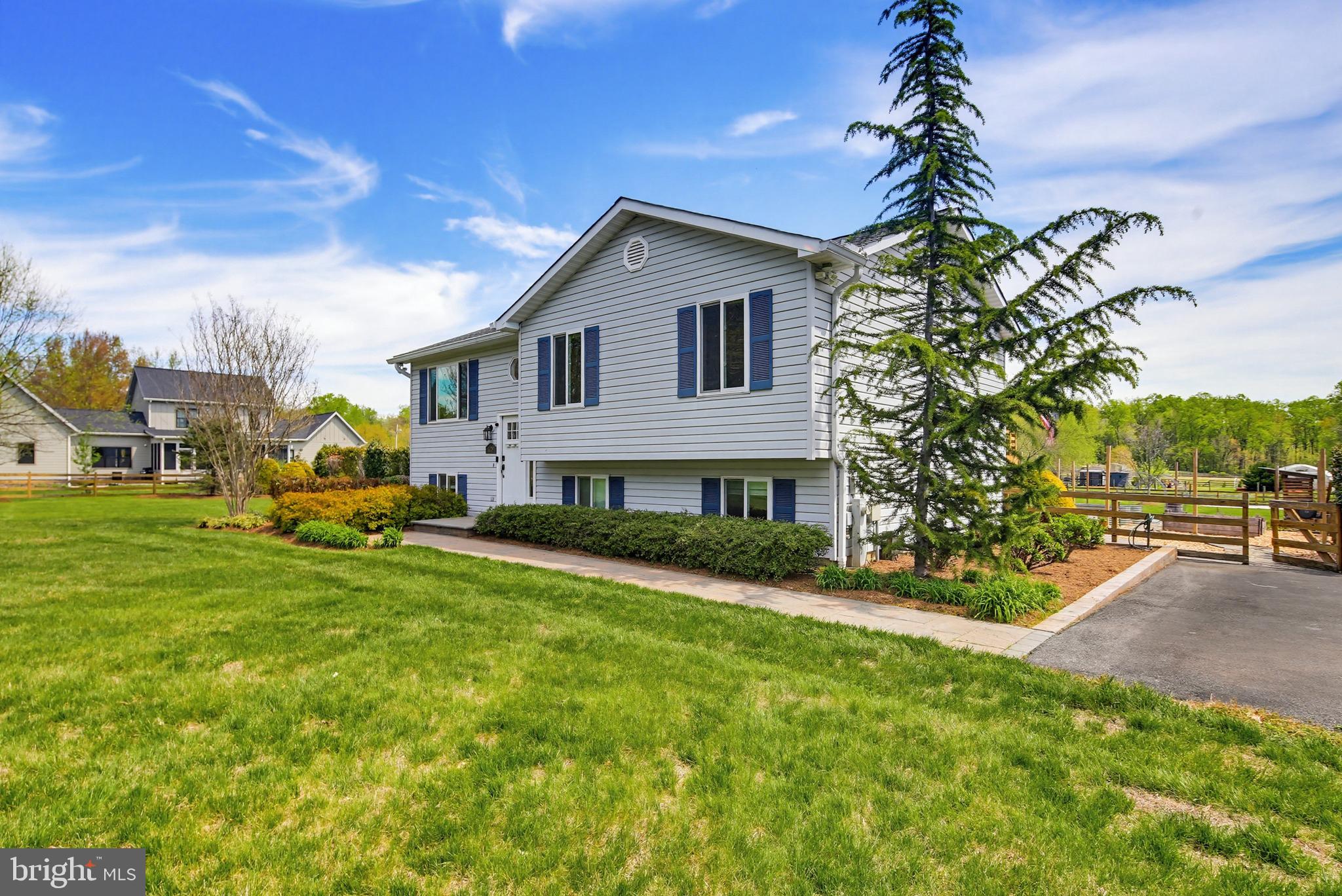 DAVIDSONVILLE - Residential