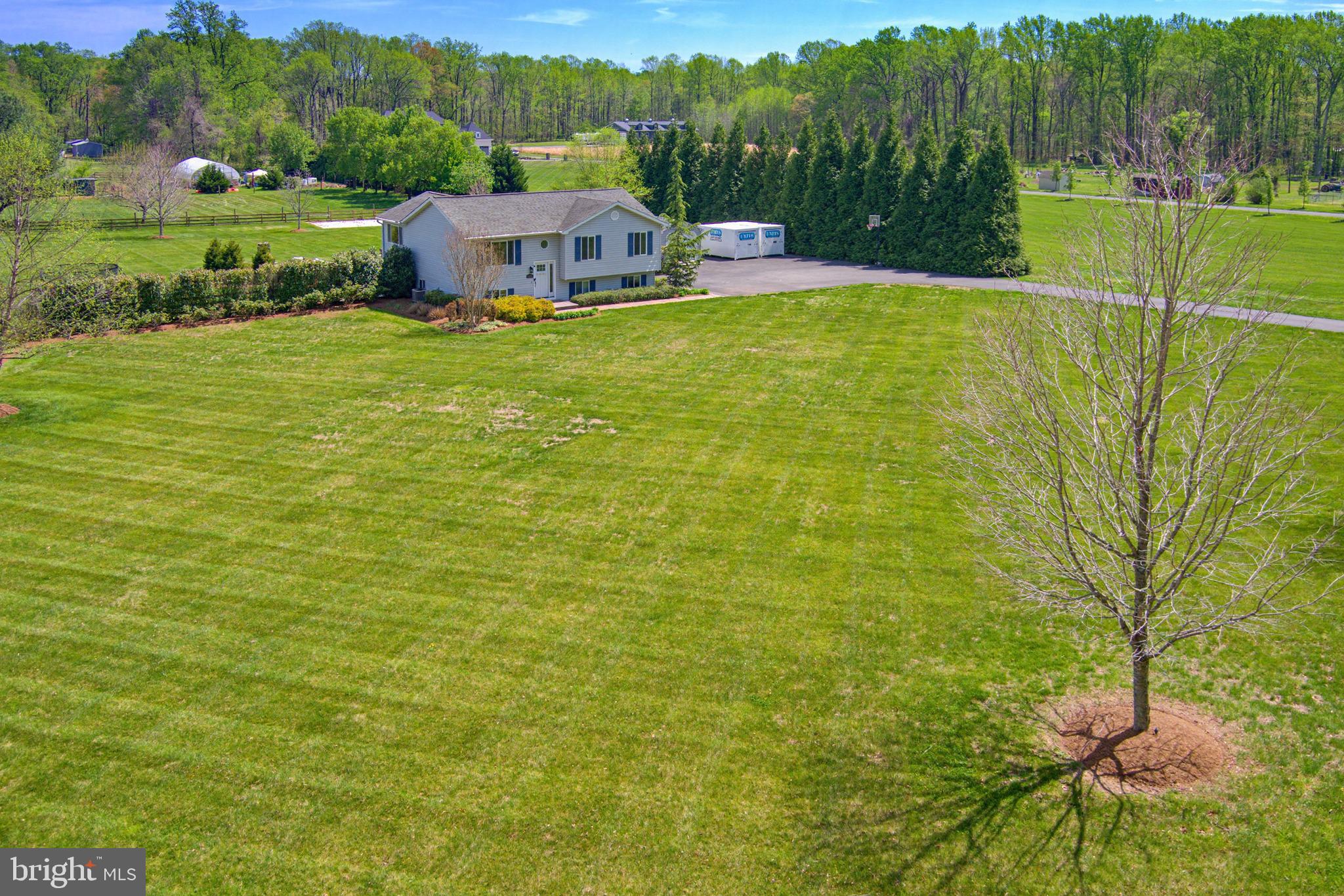 DAVIDSONVILLE - Residential