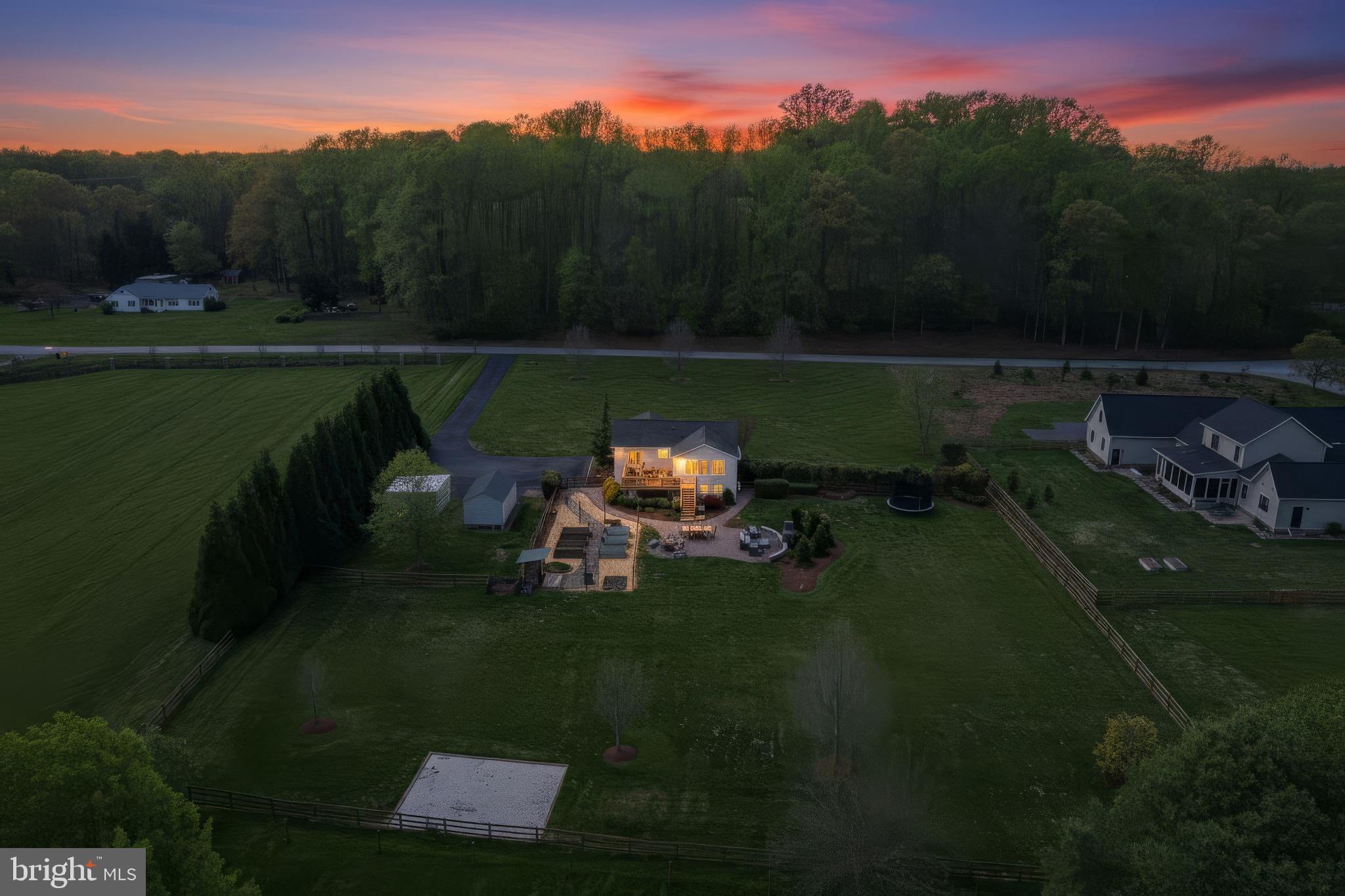 DAVIDSONVILLE - Residential