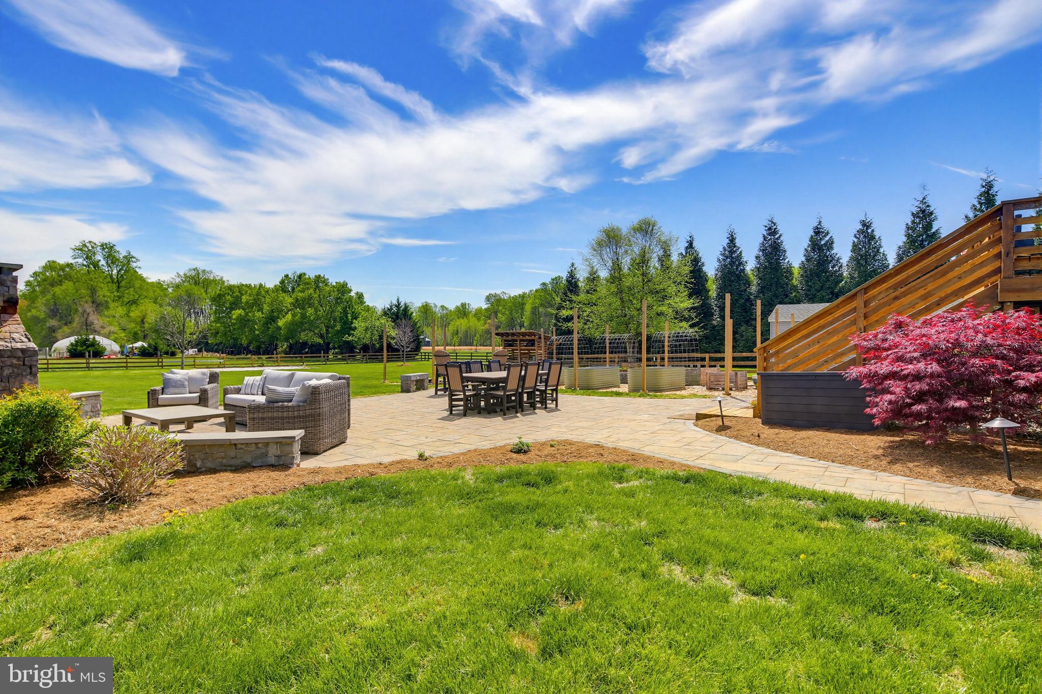 DAVIDSONVILLE - Residential