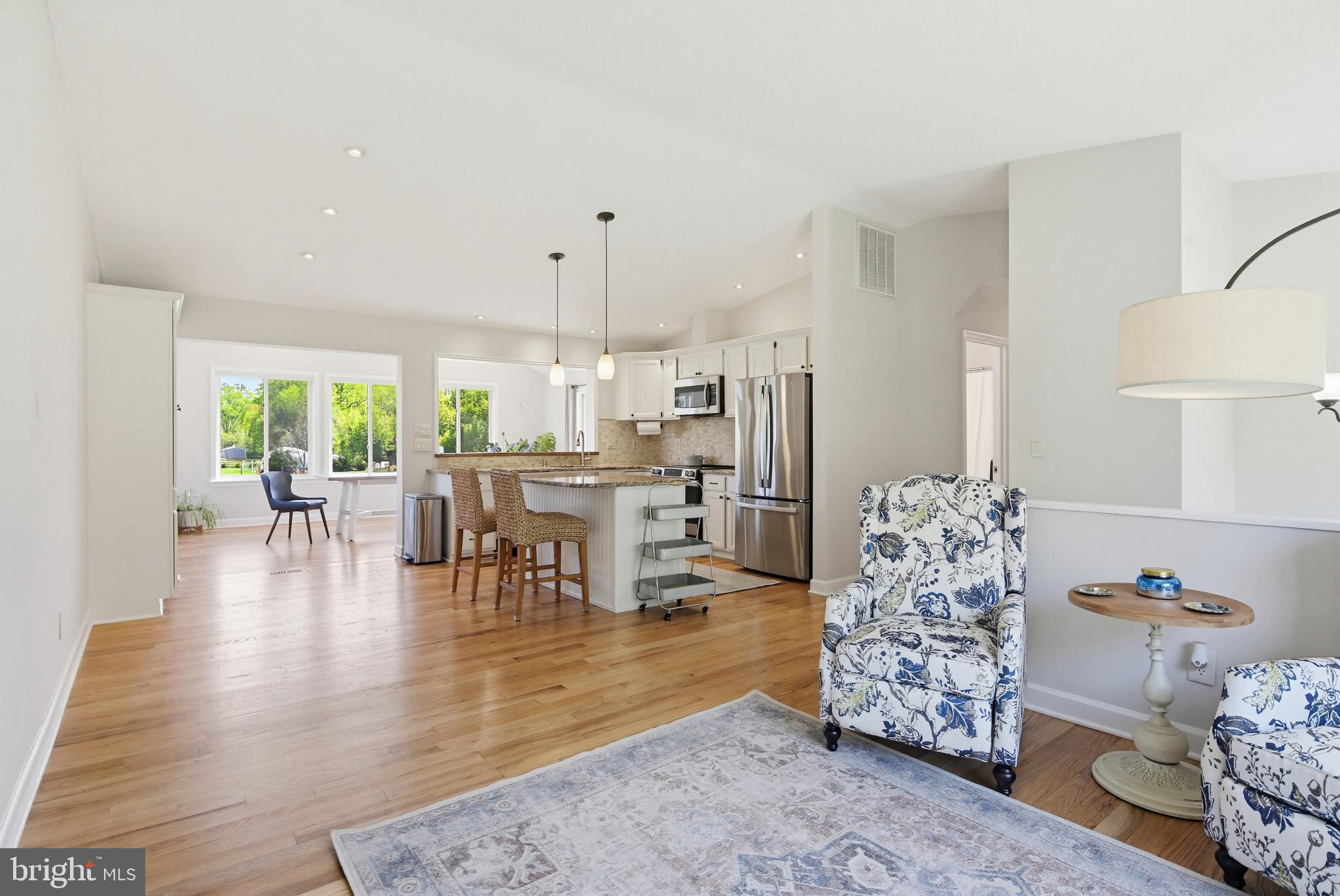 DAVIDSONVILLE - Residential