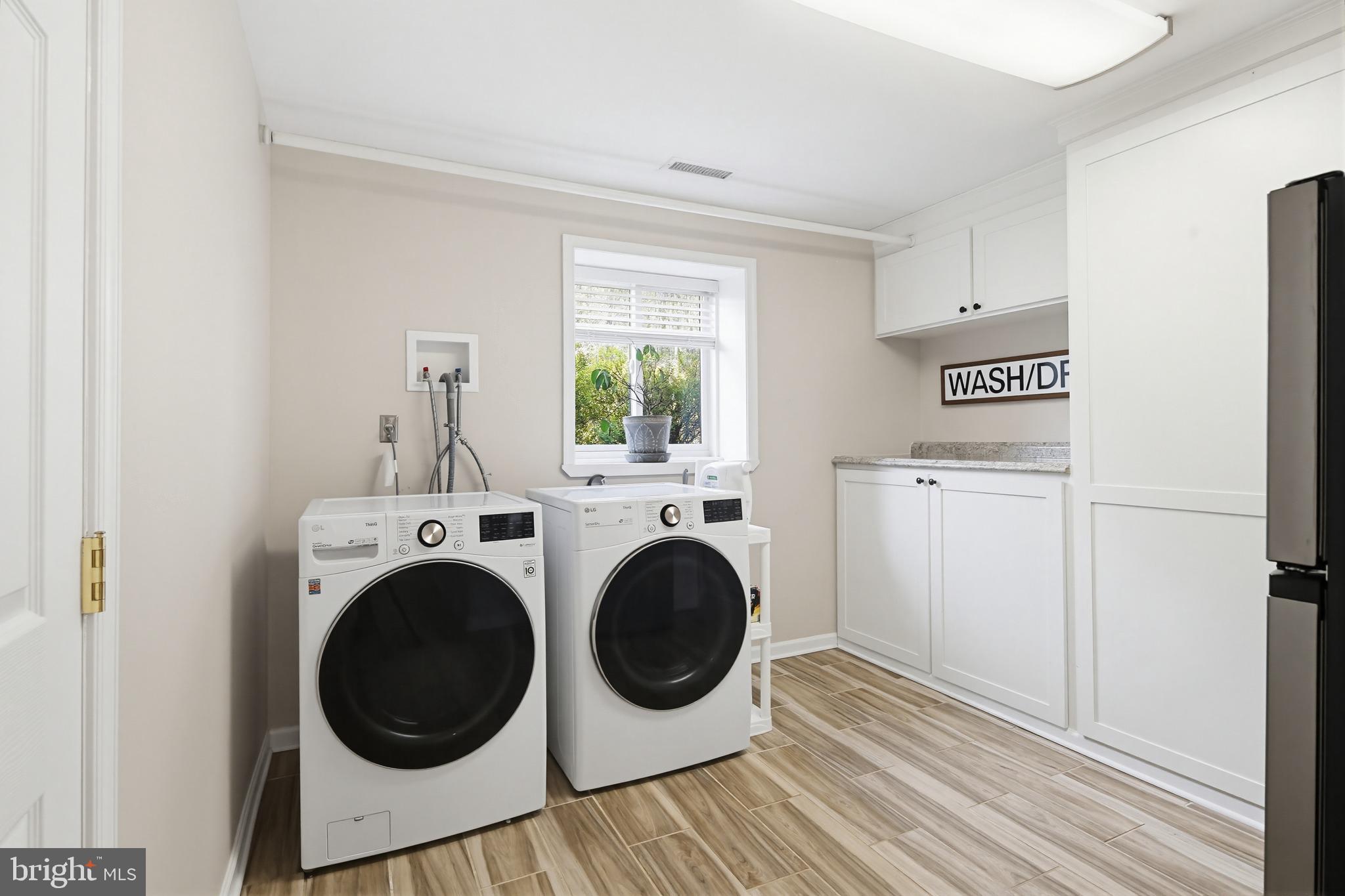 DAVIDSONVILLE - Residential